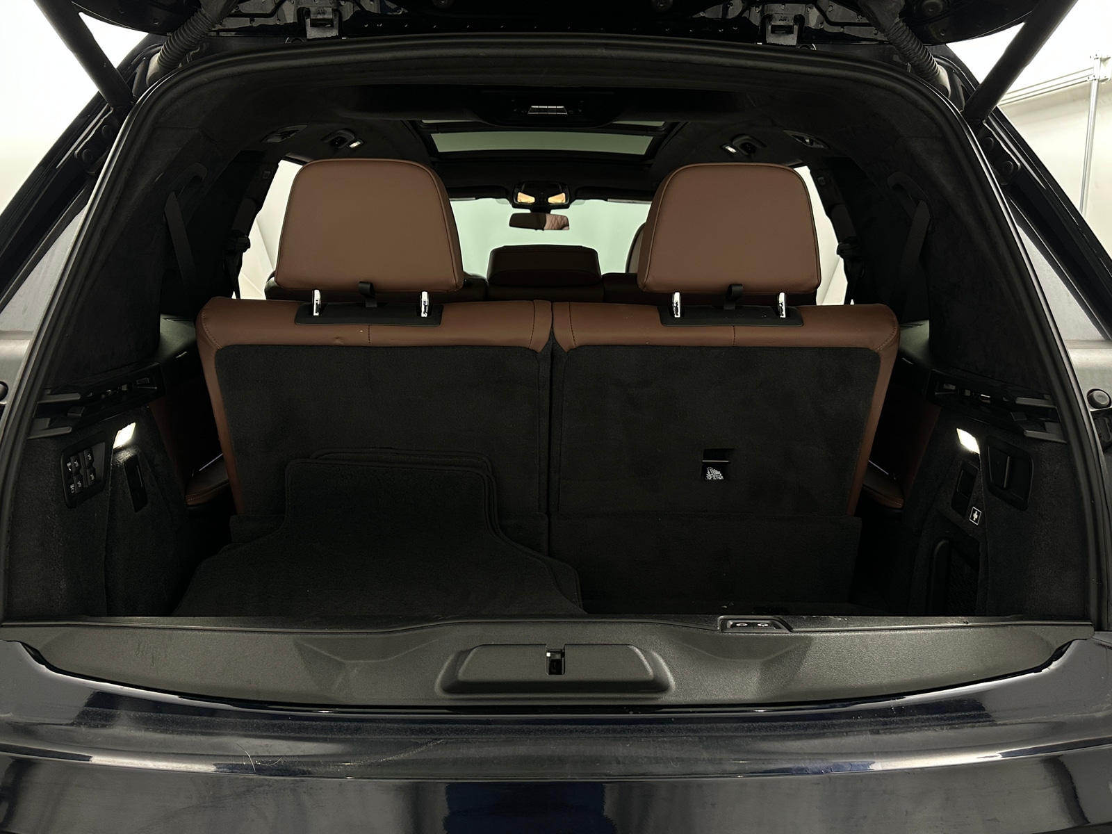 Thumbnail: 2019 BMW X7 - 6