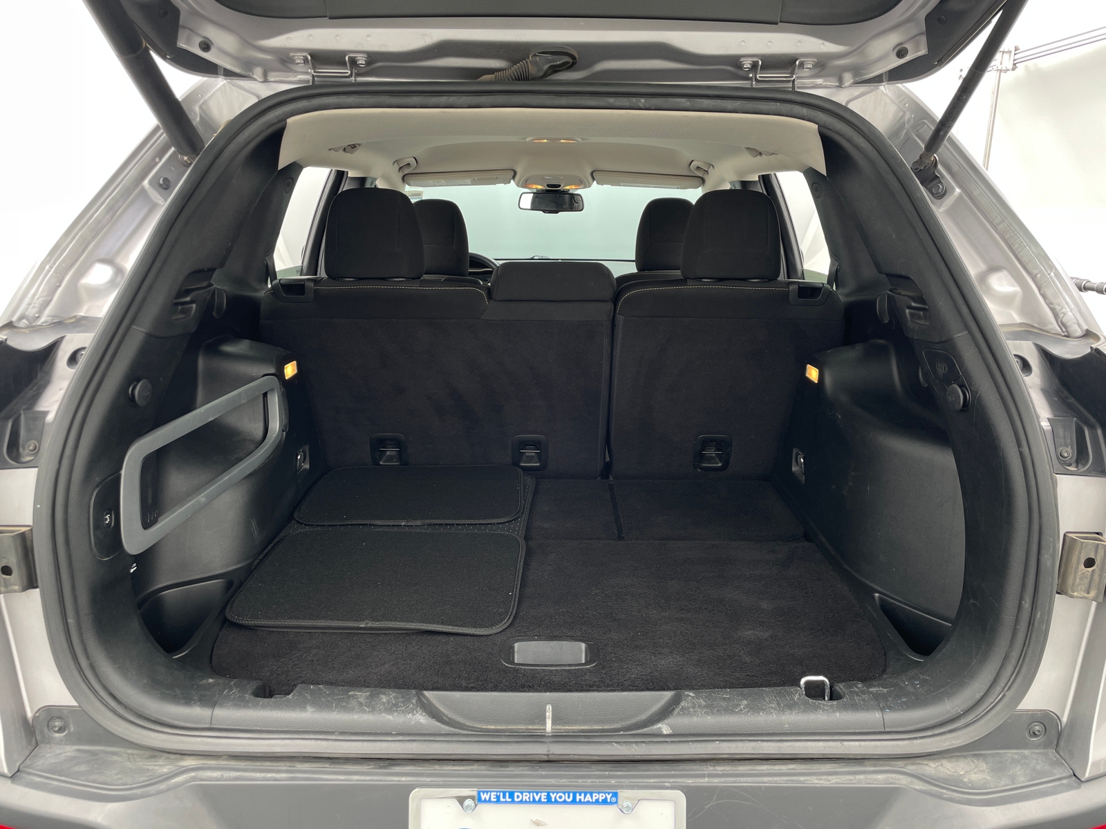 Thumbnail: 2017 Jeep Cherokee - 7