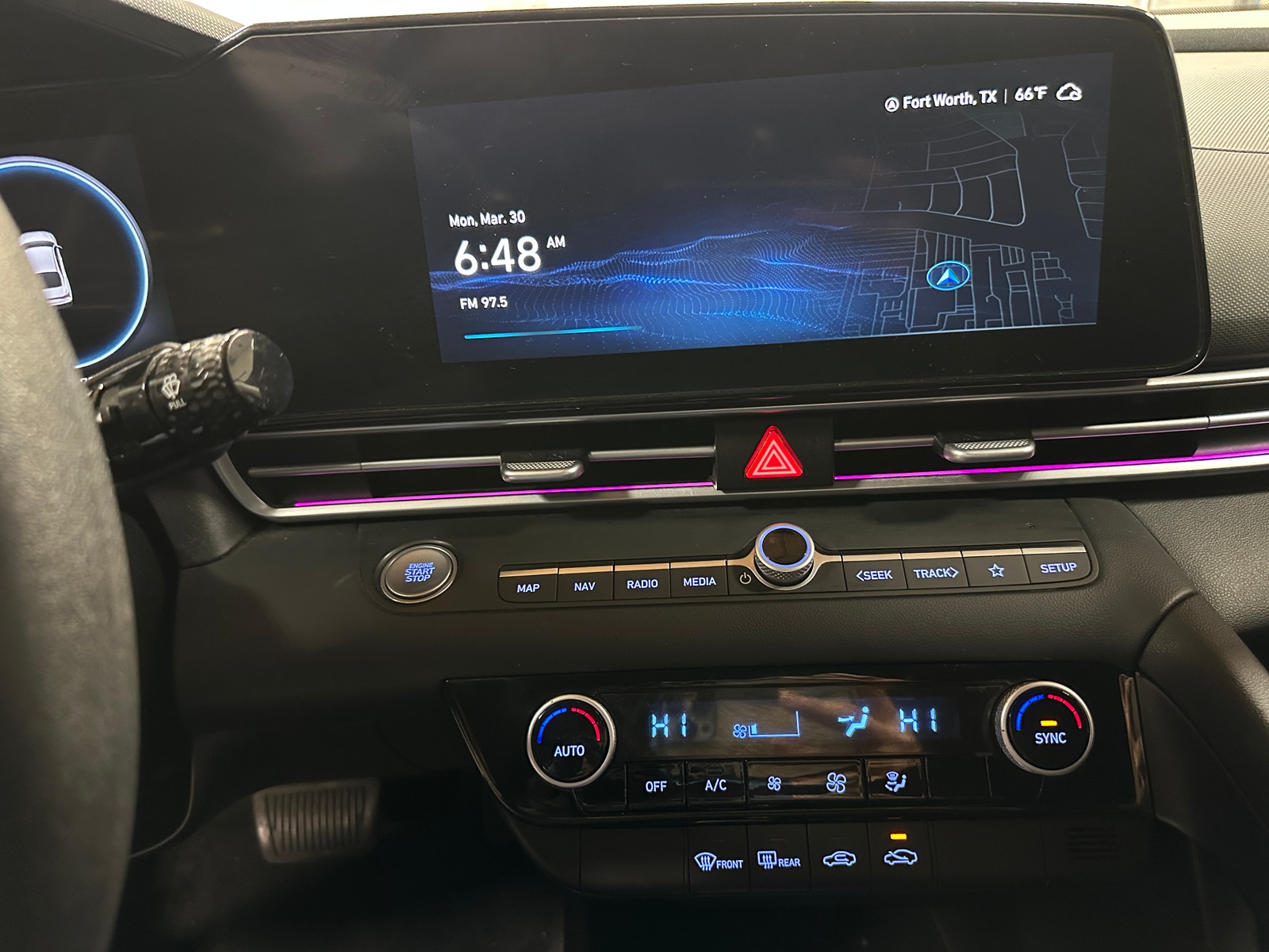 Thumbnail: 2024 Hyundai Elantra - 4