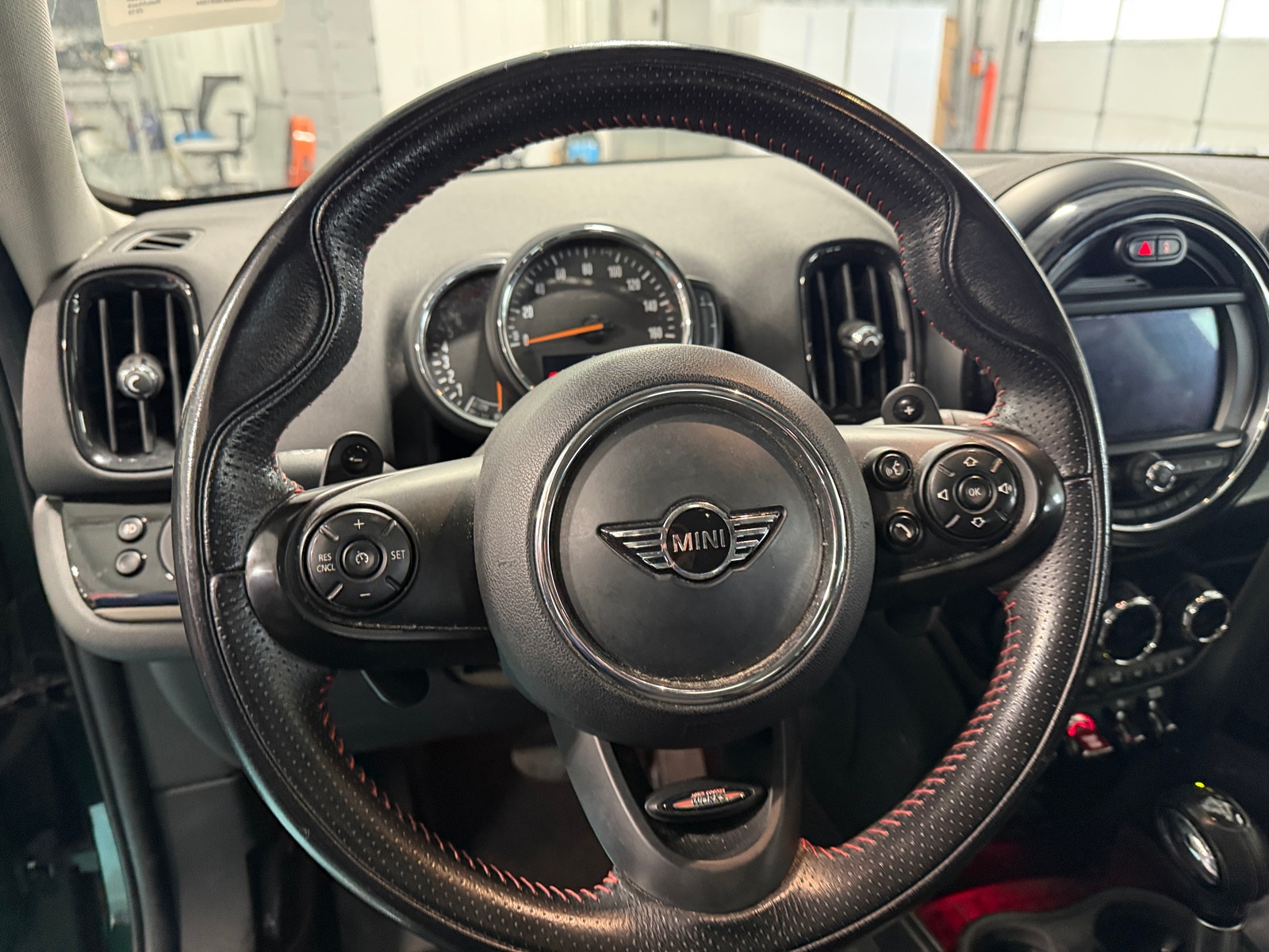 Thumbnail: 2019 MINI Cooper Countryman - 4