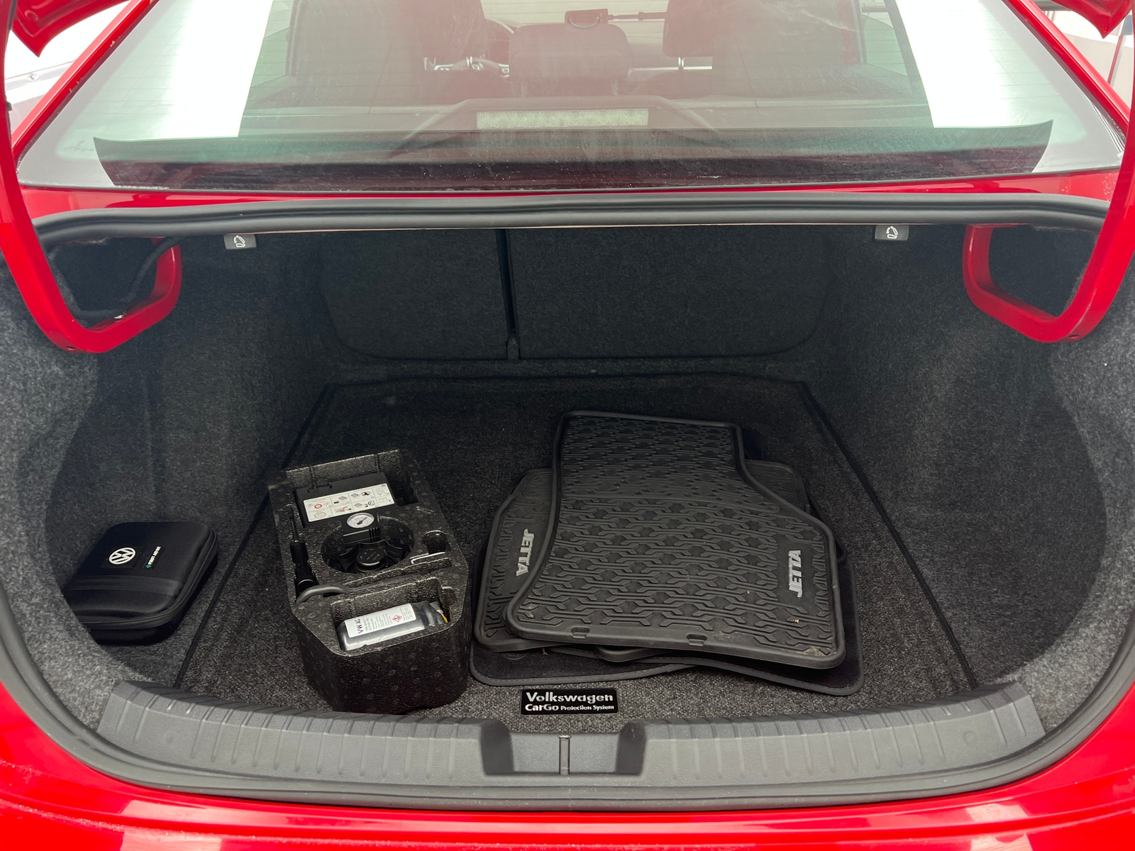 Thumbnail: 2019 Volkswagen Jetta - 7