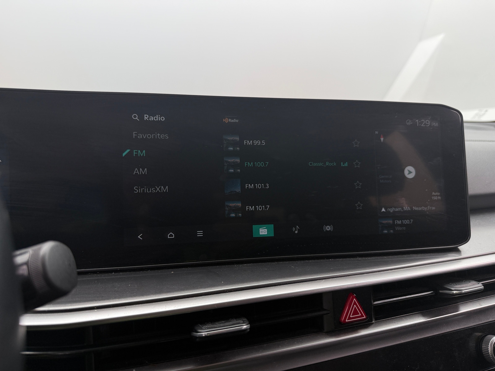 Thumbnail: 2024 Kia Sorento - 3