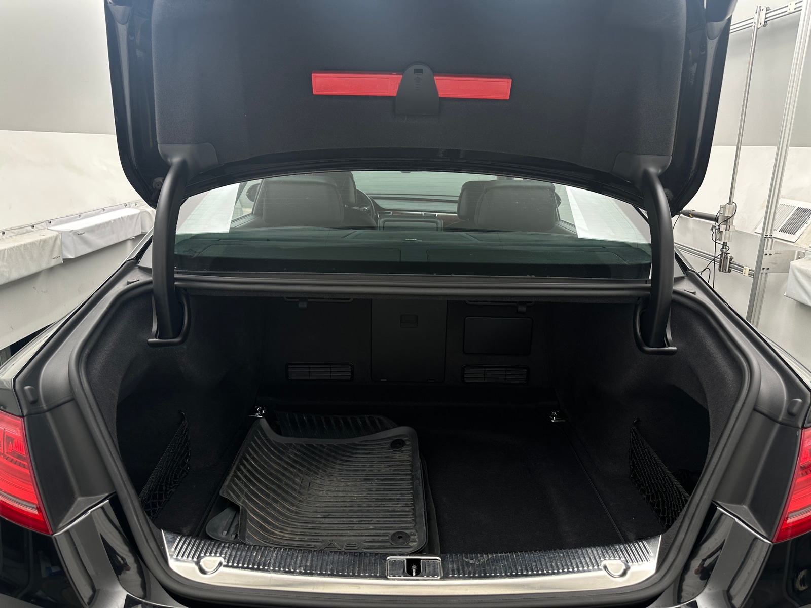 Thumbnail: 2013 Audi A8 - 6