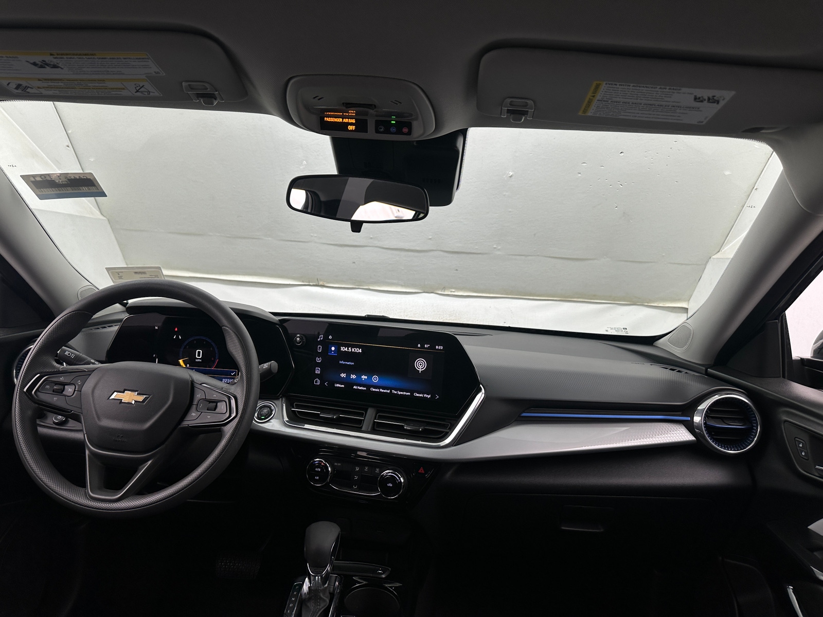 Thumbnail: 2025 Chevrolet Trax - 3