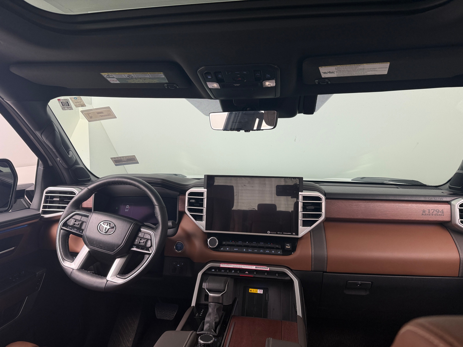 Thumbnail: 2024 Toyota Tundra - 2