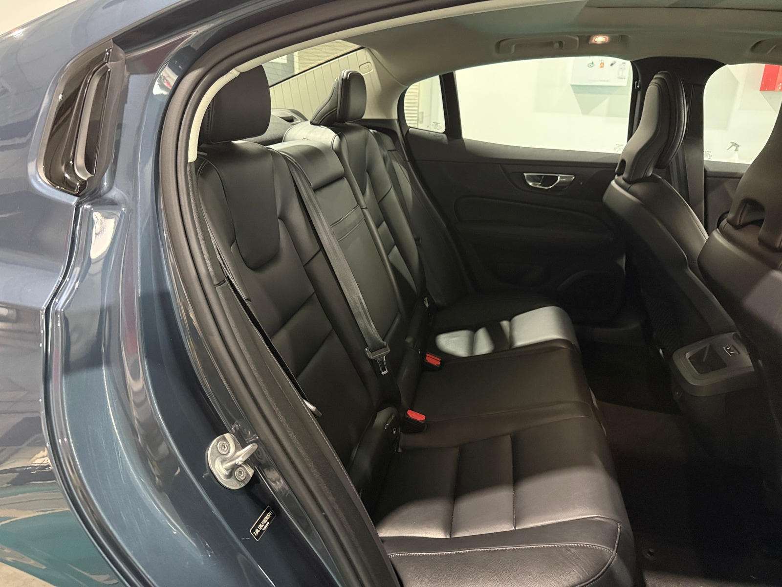 Thumbnail: 2025 Volvo S60 - 5