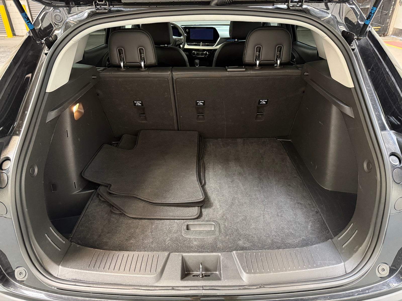 Thumbnail: 2025 Chevrolet Trax - 7