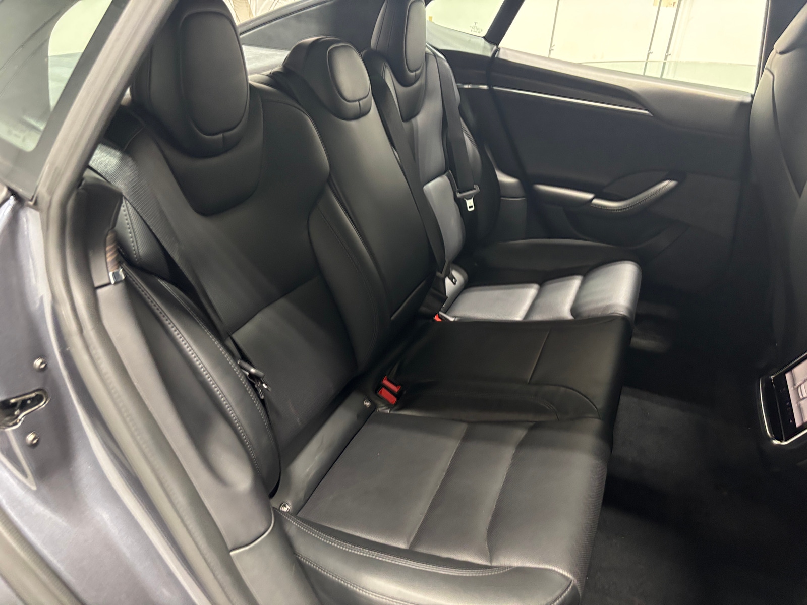 Thumbnail: 2022 Tesla Model S - 5