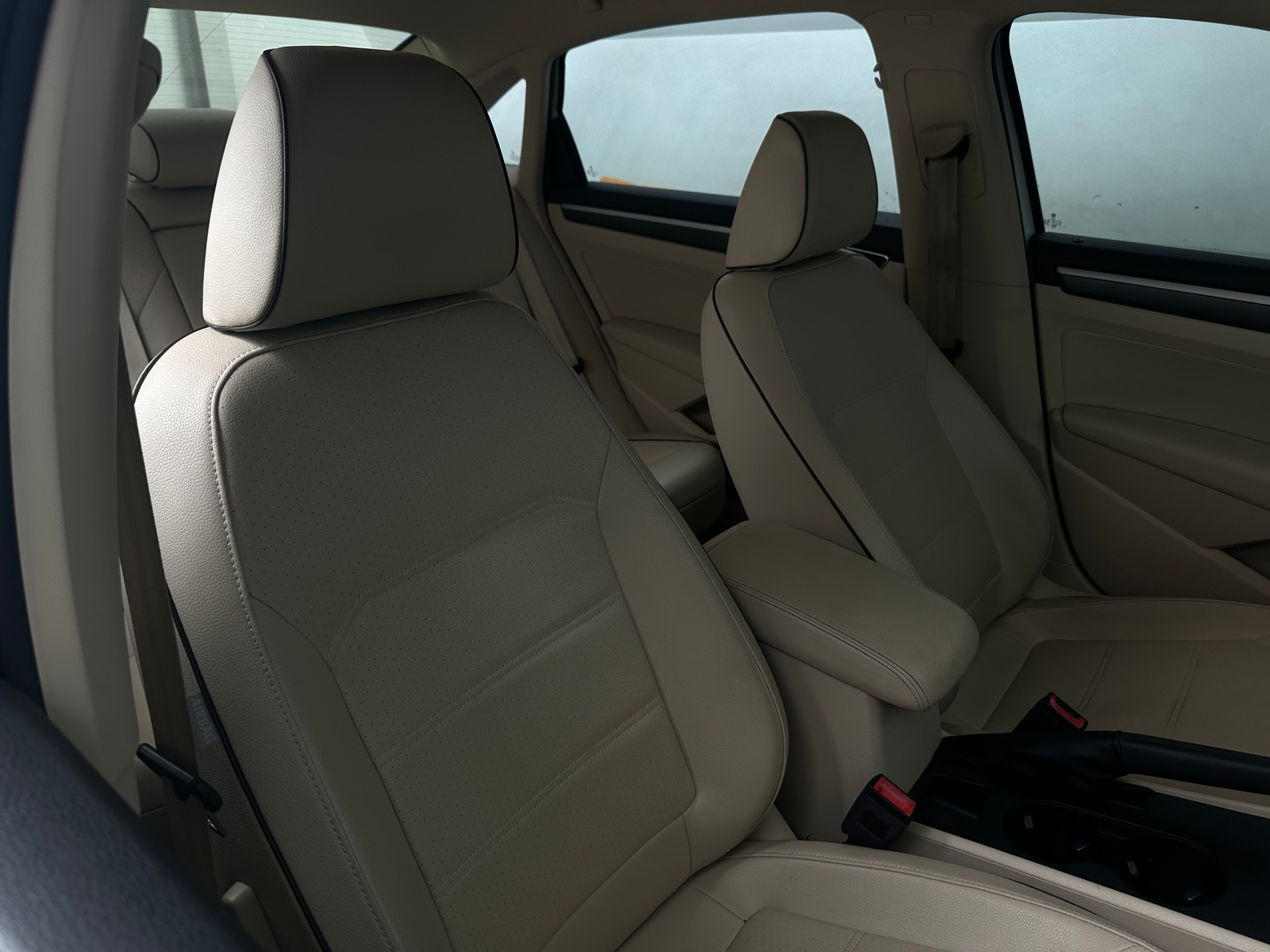 Thumbnail: 2018 Volkswagen Passat - 2