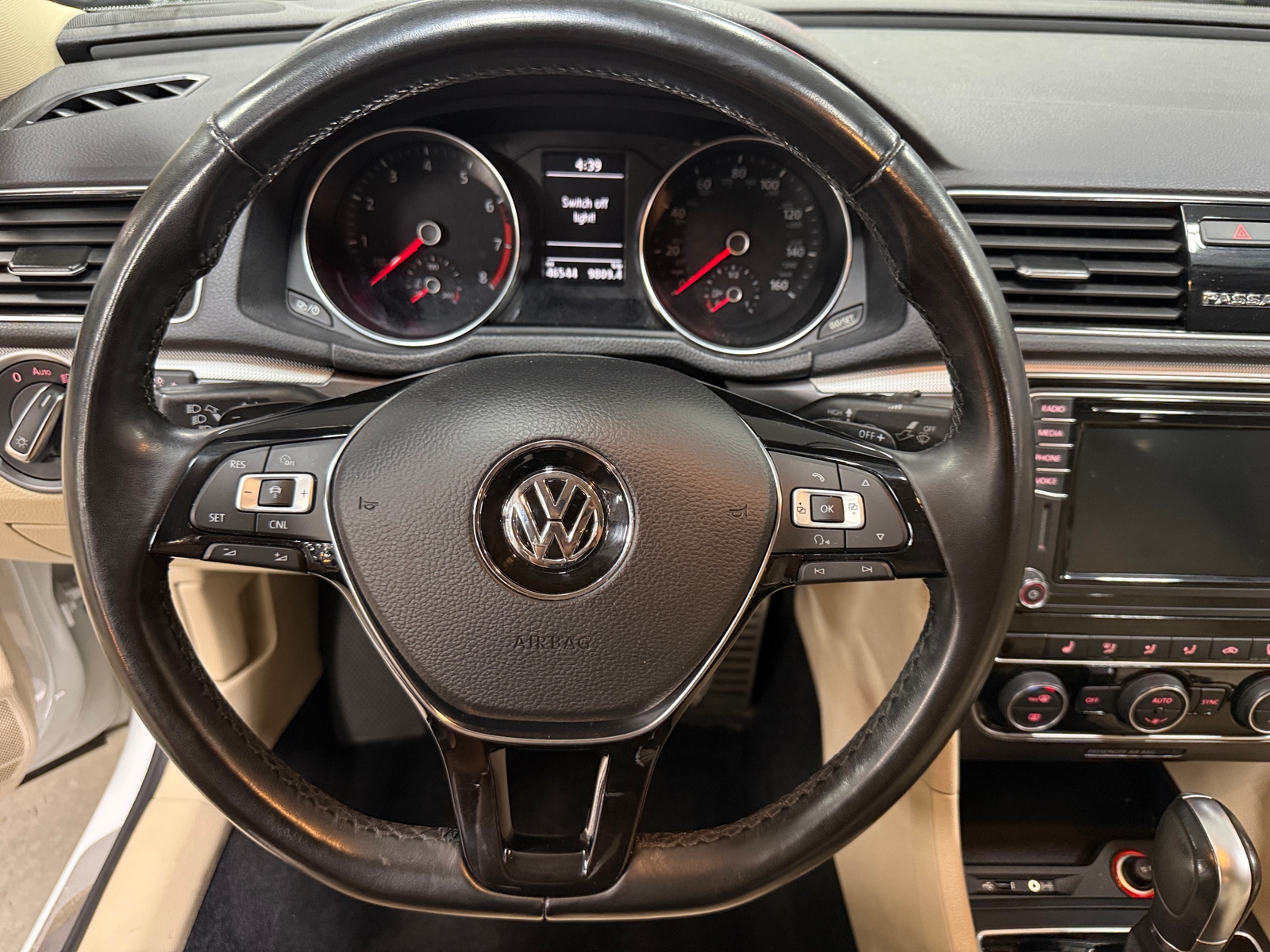 Thumbnail: 2018 Volkswagen Passat - 5