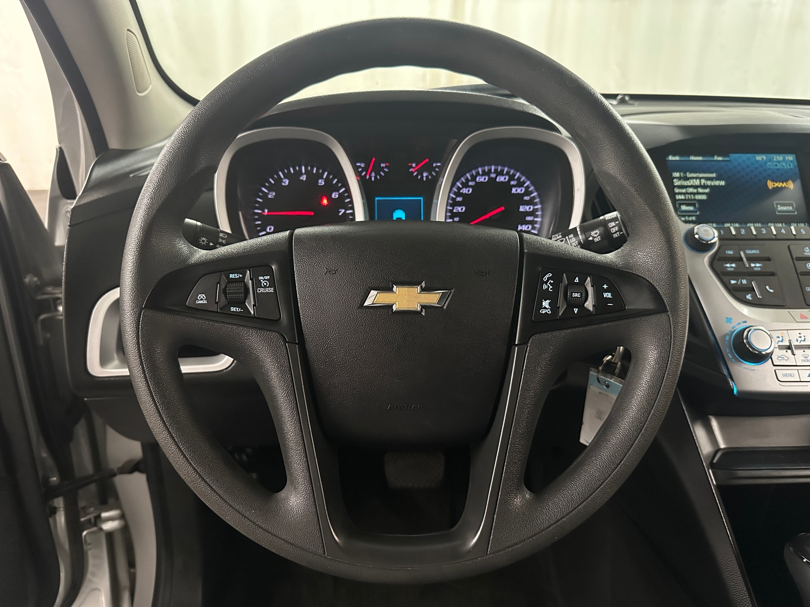 Thumbnail: 2017 Chevrolet Equinox - 5