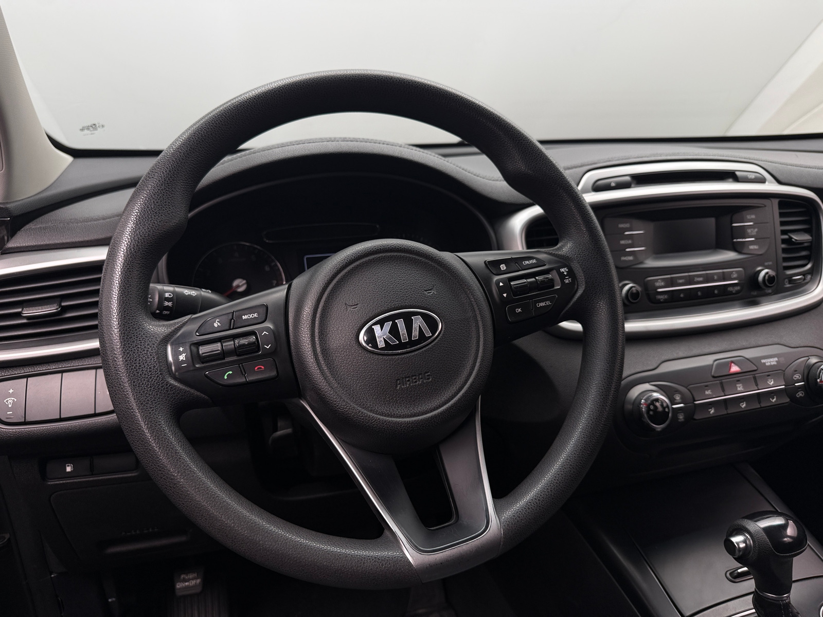 Thumbnail: 2016 Kia Sorento - 5