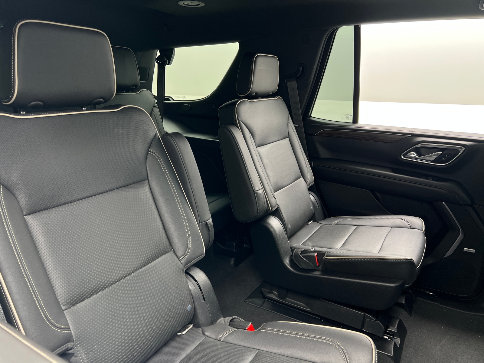 Thumbnail: 2021 Chevrolet Tahoe - 5