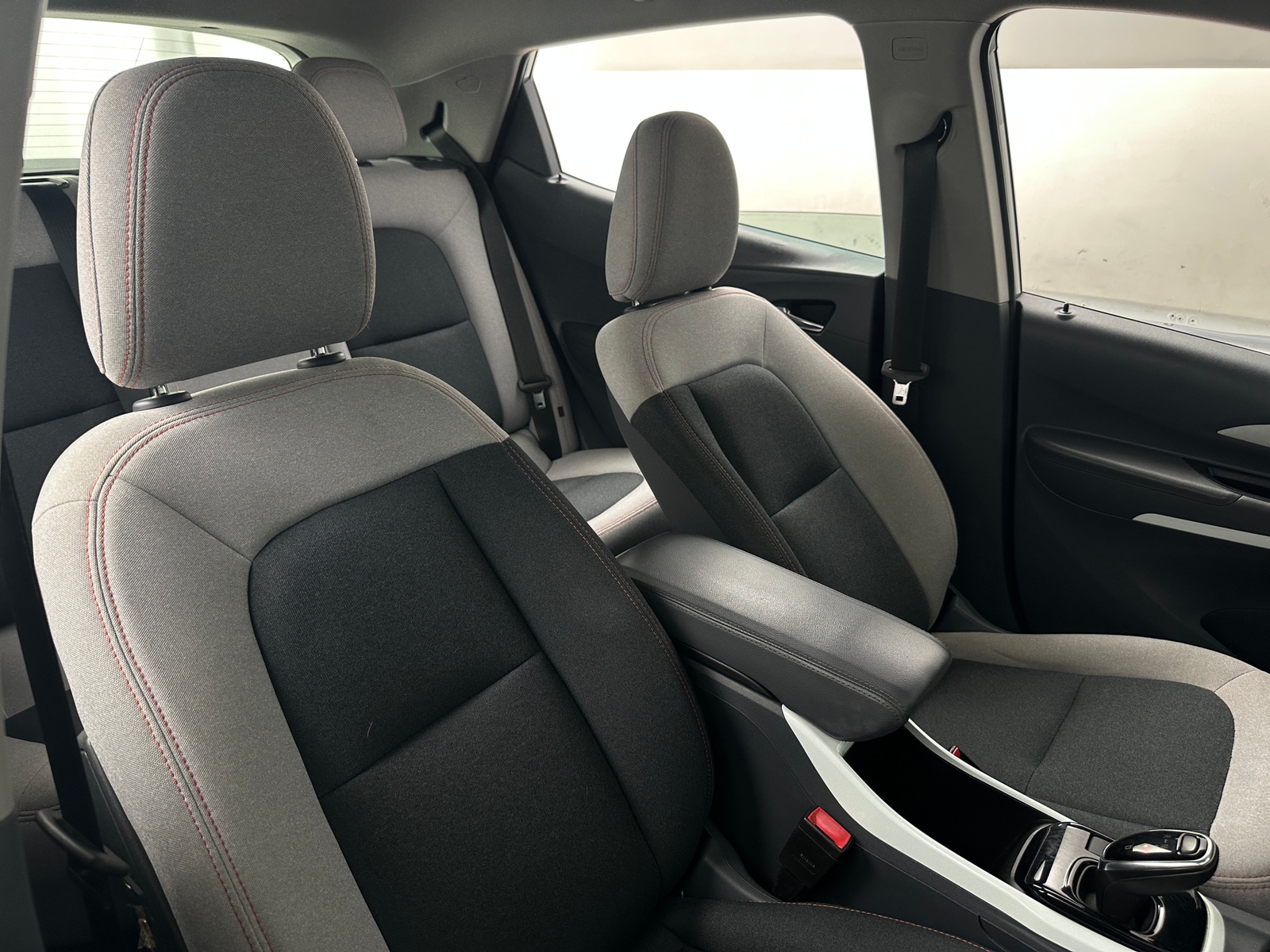 Thumbnail: 2021 Chevrolet Bolt EV - 2