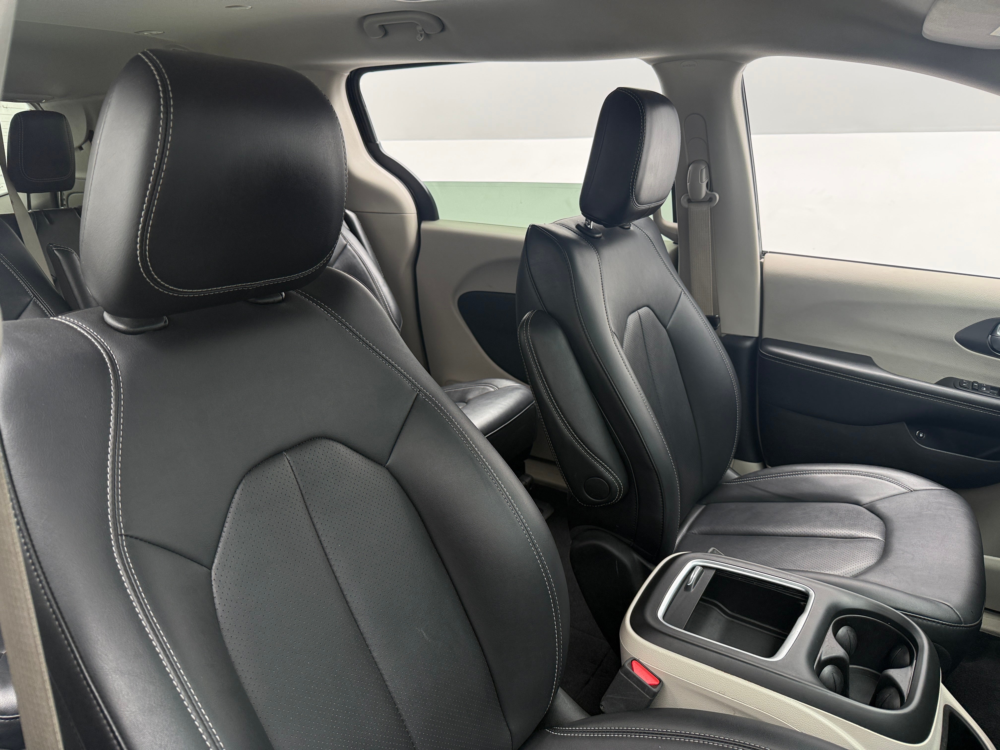 2024 Chrysler Pacifica PHEV