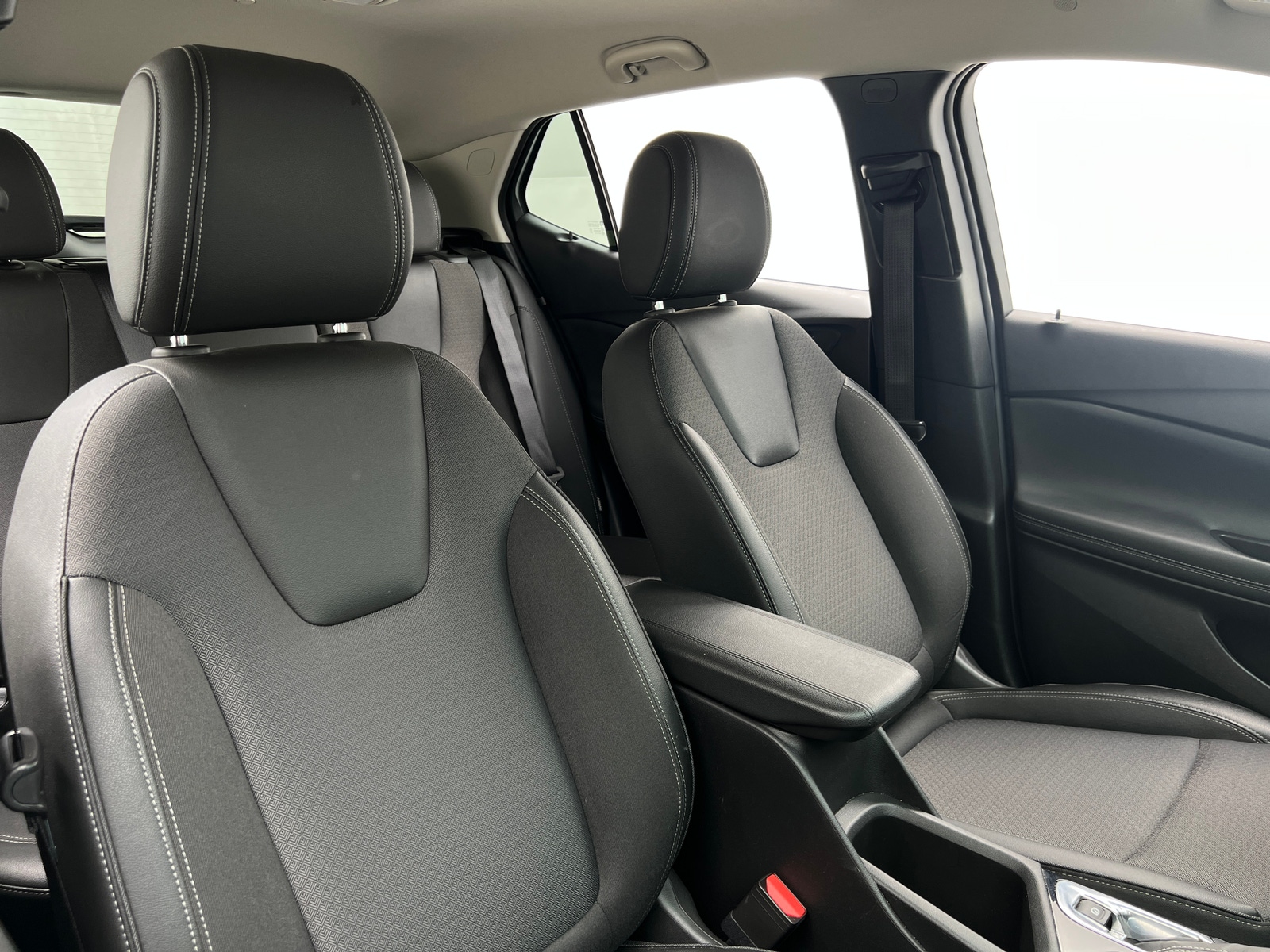 Thumbnail: 2025 Buick Encore GX - 2