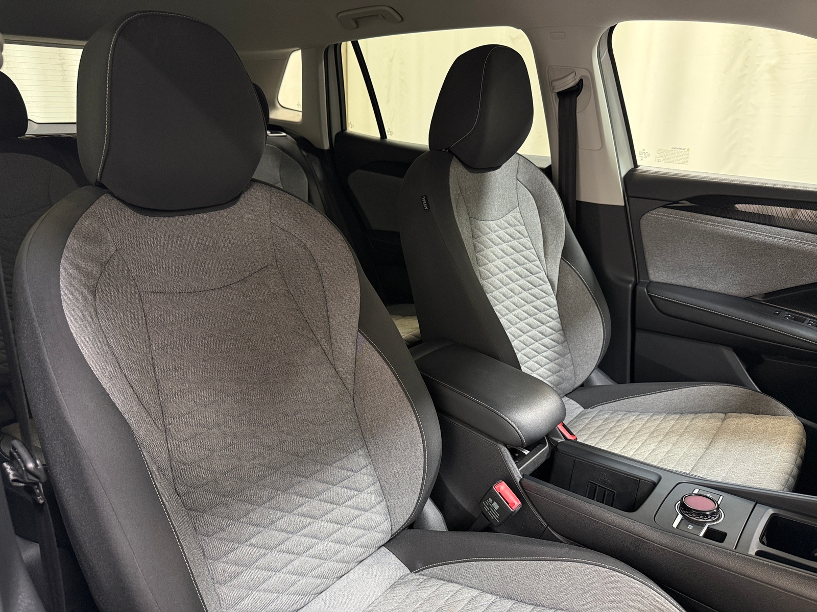 Thumbnail: 2025 Volkswagen Tiguan - 2