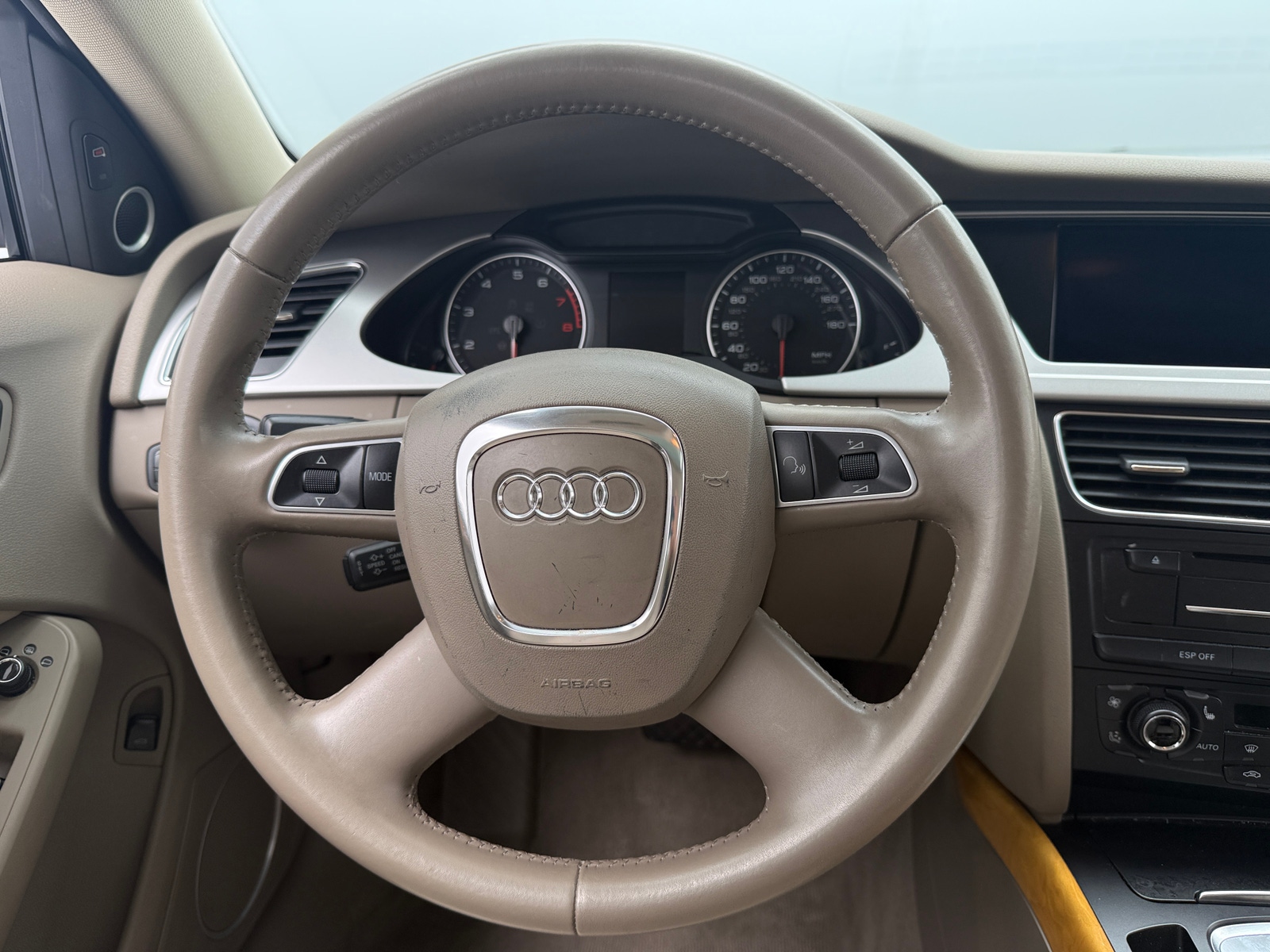 Thumbnail: 2010 Audi A4 - 4