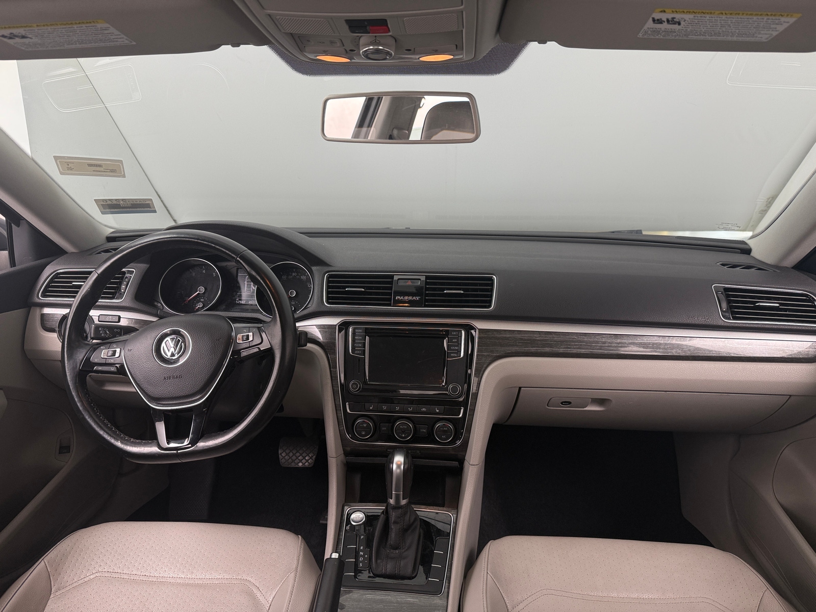 Thumbnail: 2018 Volkswagen Passat - 2