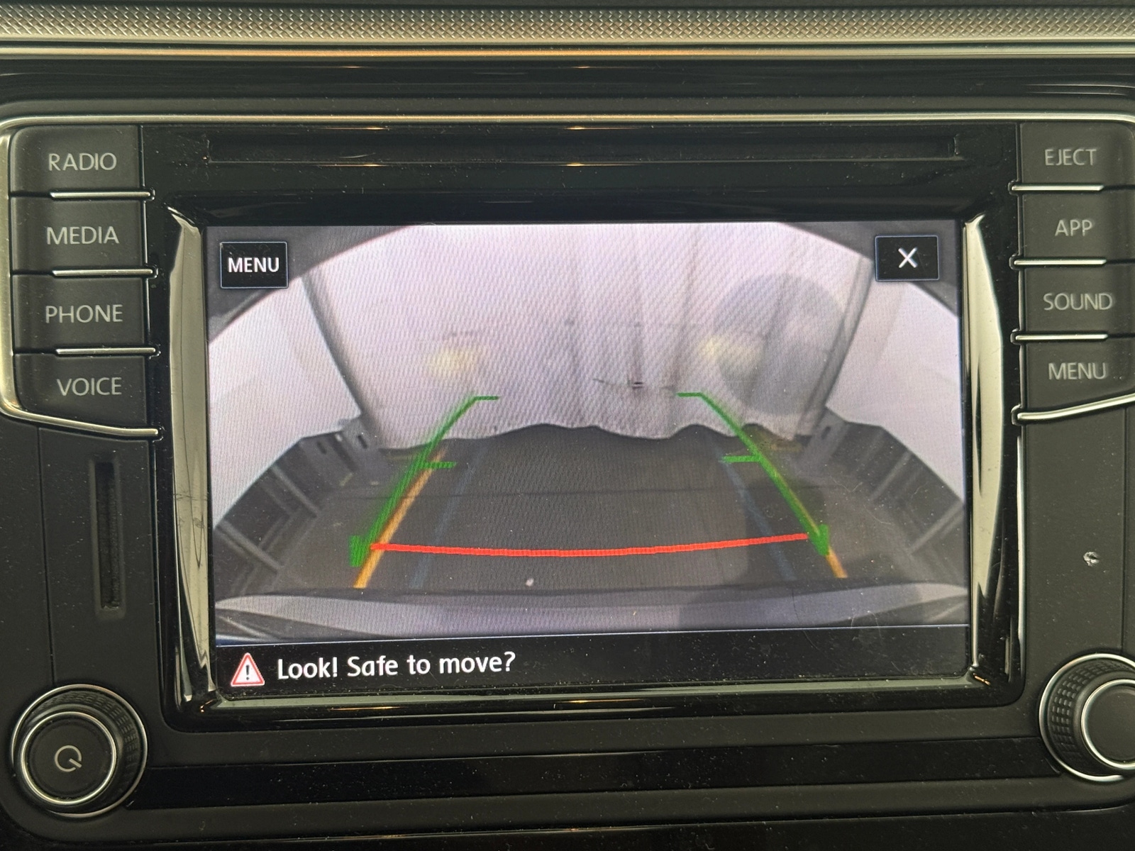 Thumbnail: 2018 Volkswagen Passat - 3