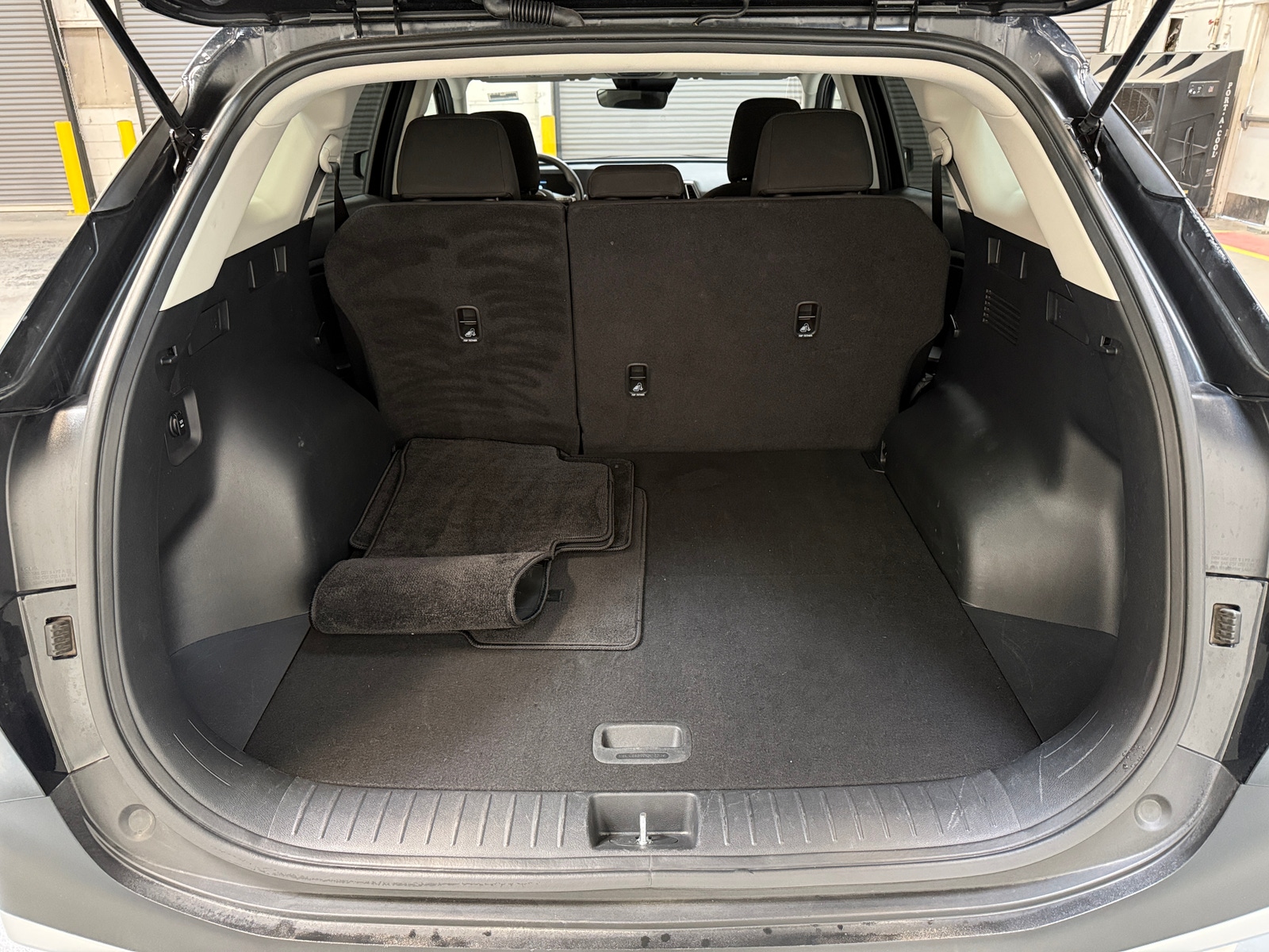 Thumbnail: 2025 Kia Sportage - 7