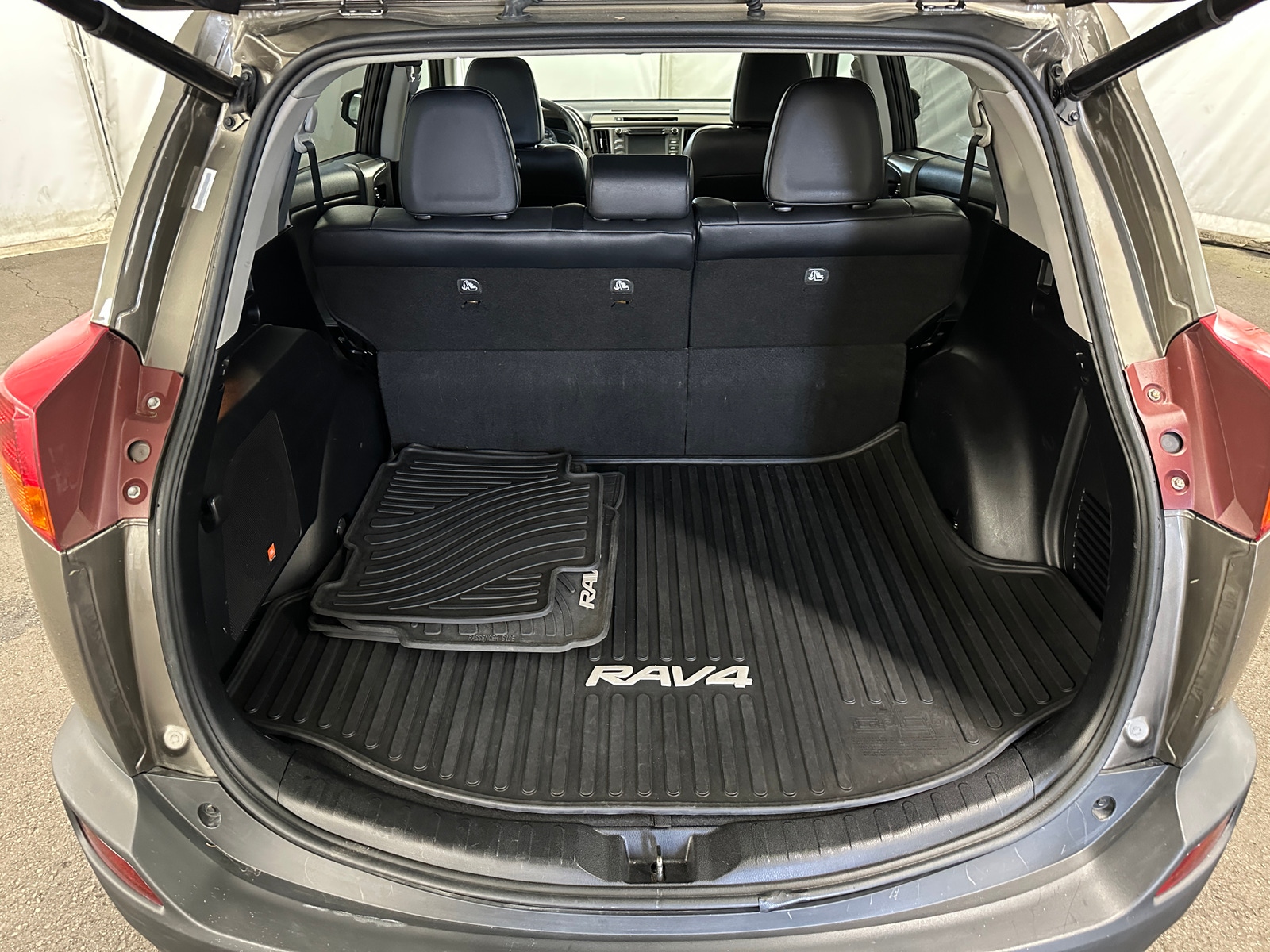 Thumbnail: 2014 Toyota RAV4 - 6