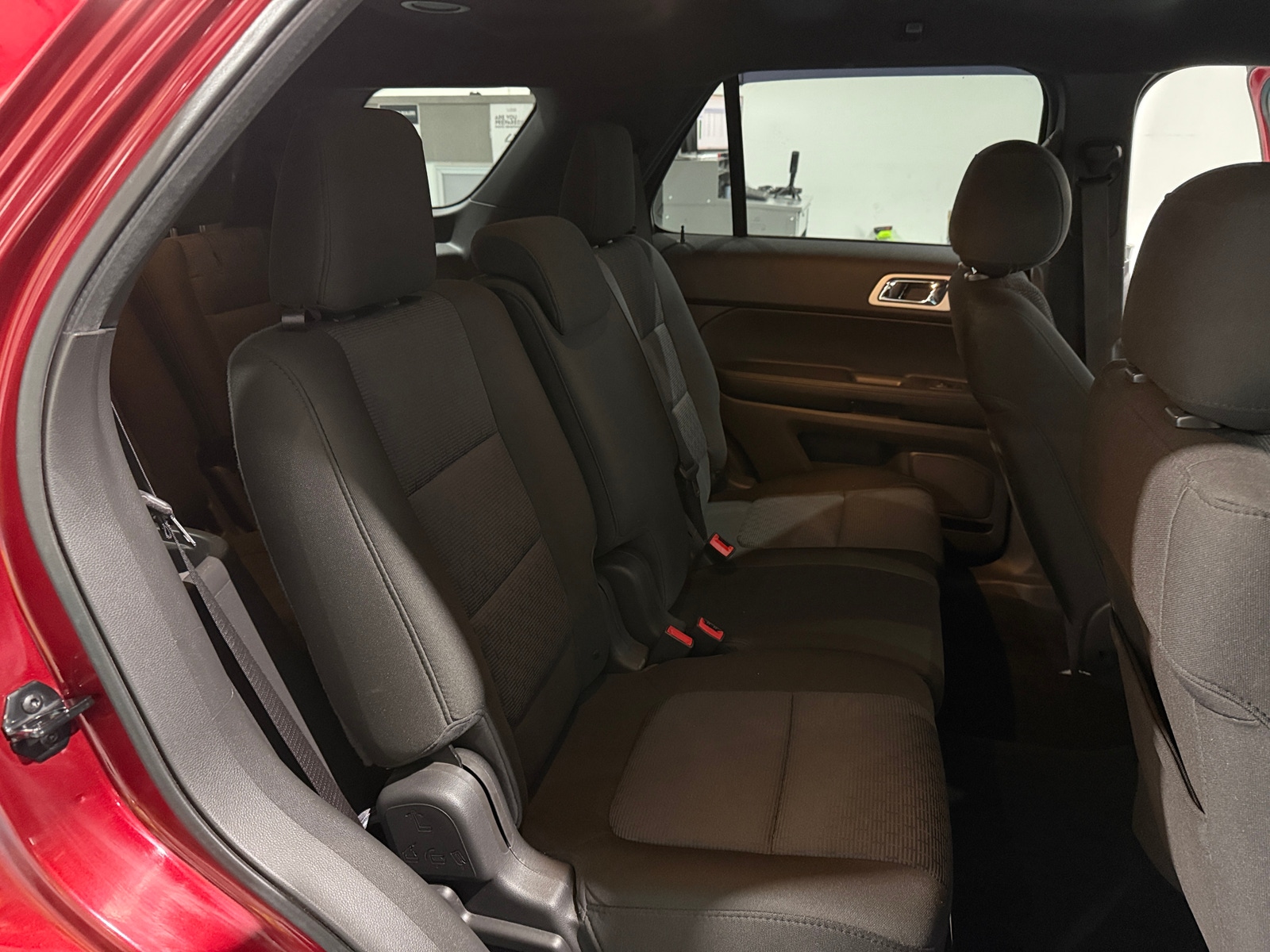 Thumbnail: 2013 Ford Explorer - 6