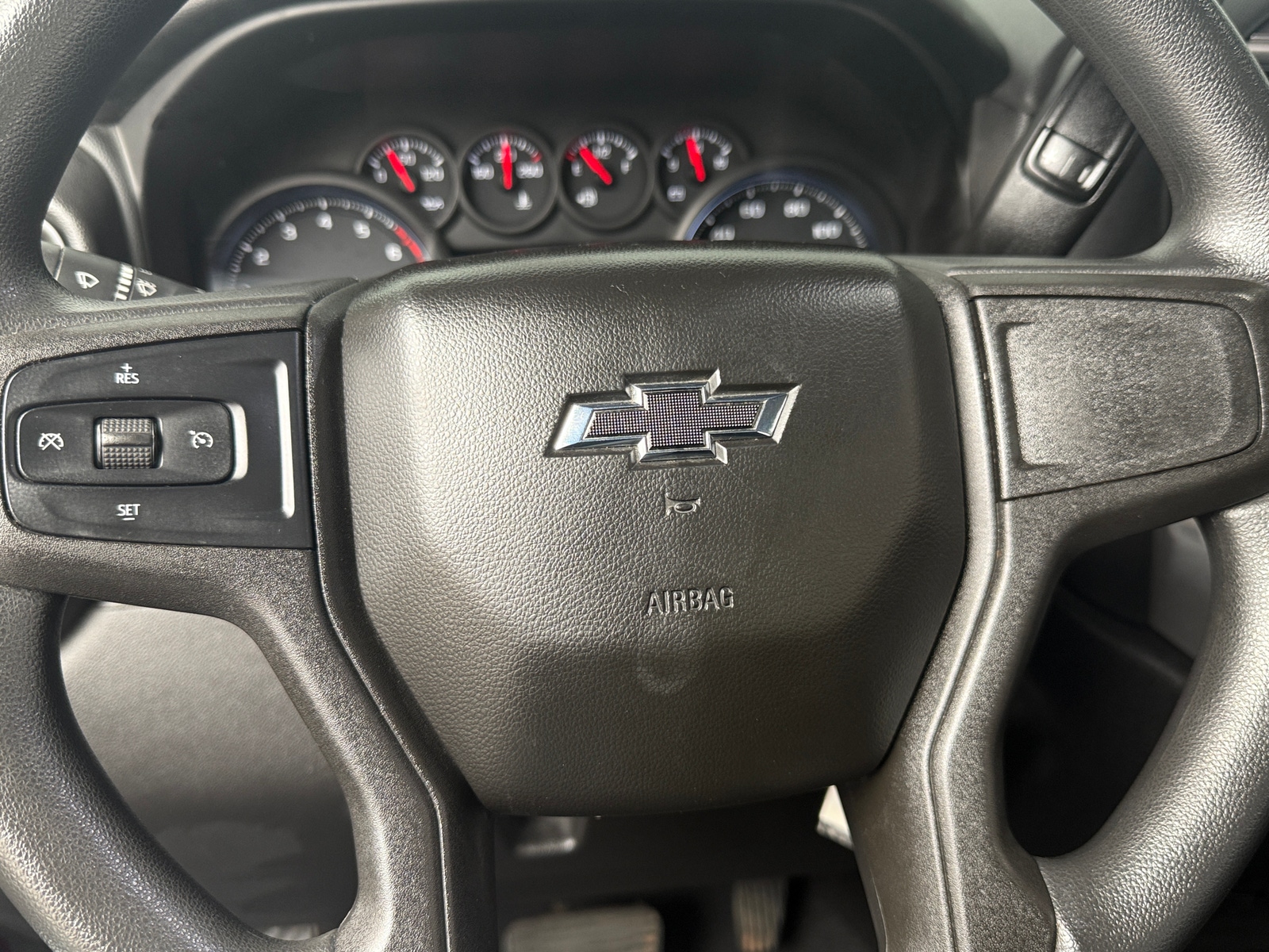 Thumbnail: 2019 Chevrolet Silverado 1500 - 5