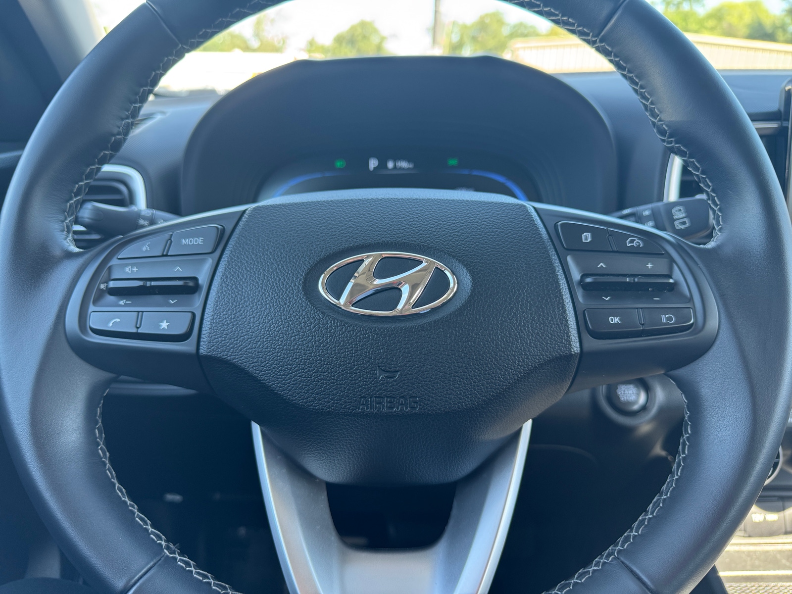 Thumbnail: 2025 Hyundai Venue - 5