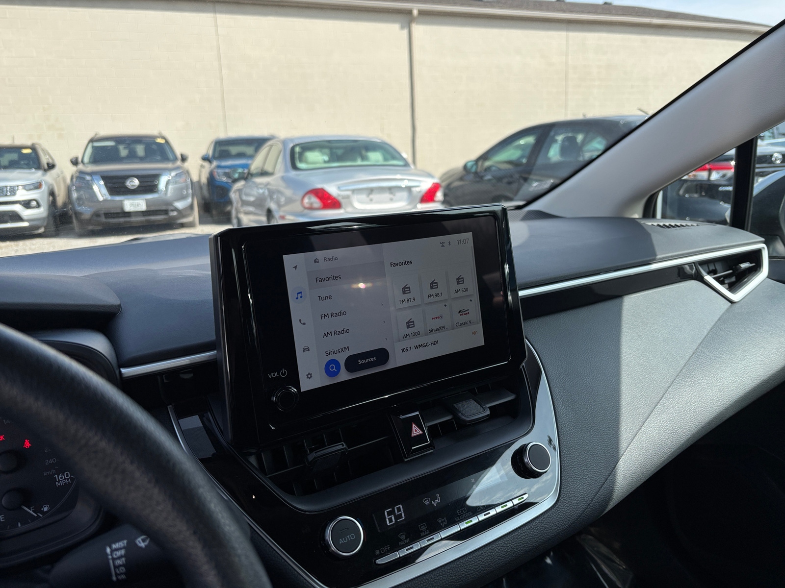 Thumbnail: 2025 Toyota Corolla - 4