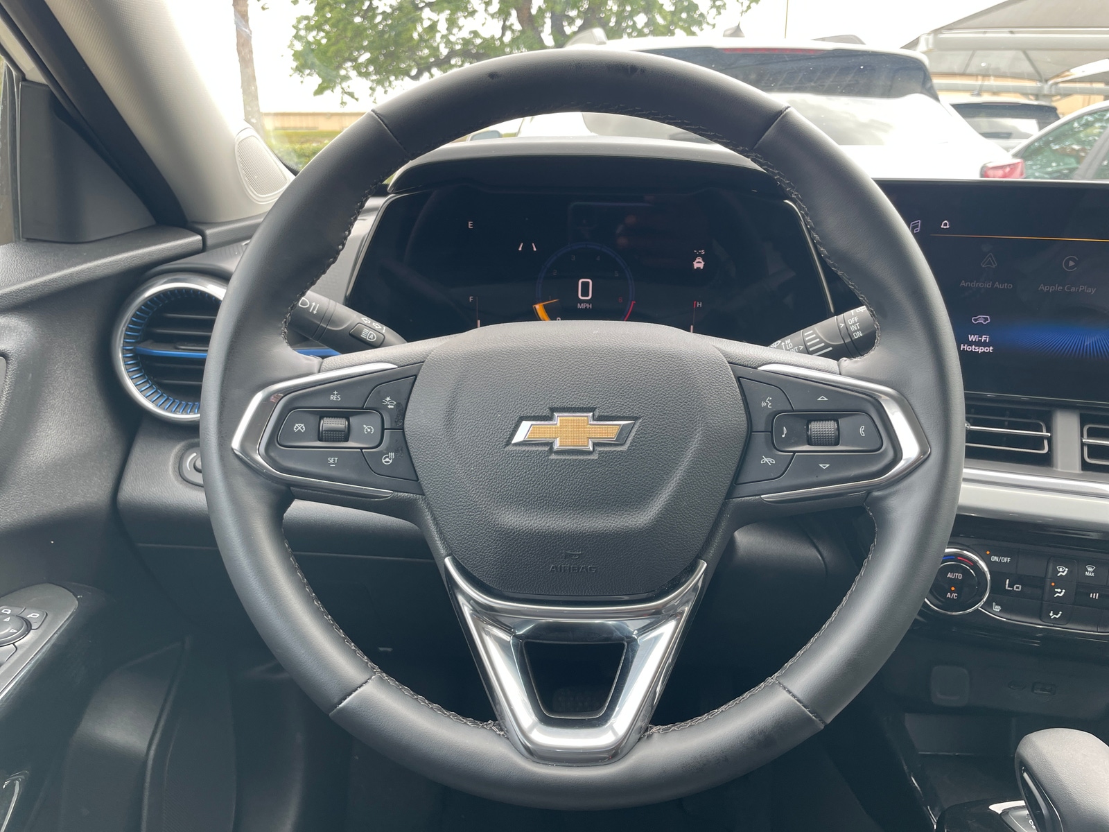 Thumbnail: 2025 Chevrolet Trax - 5