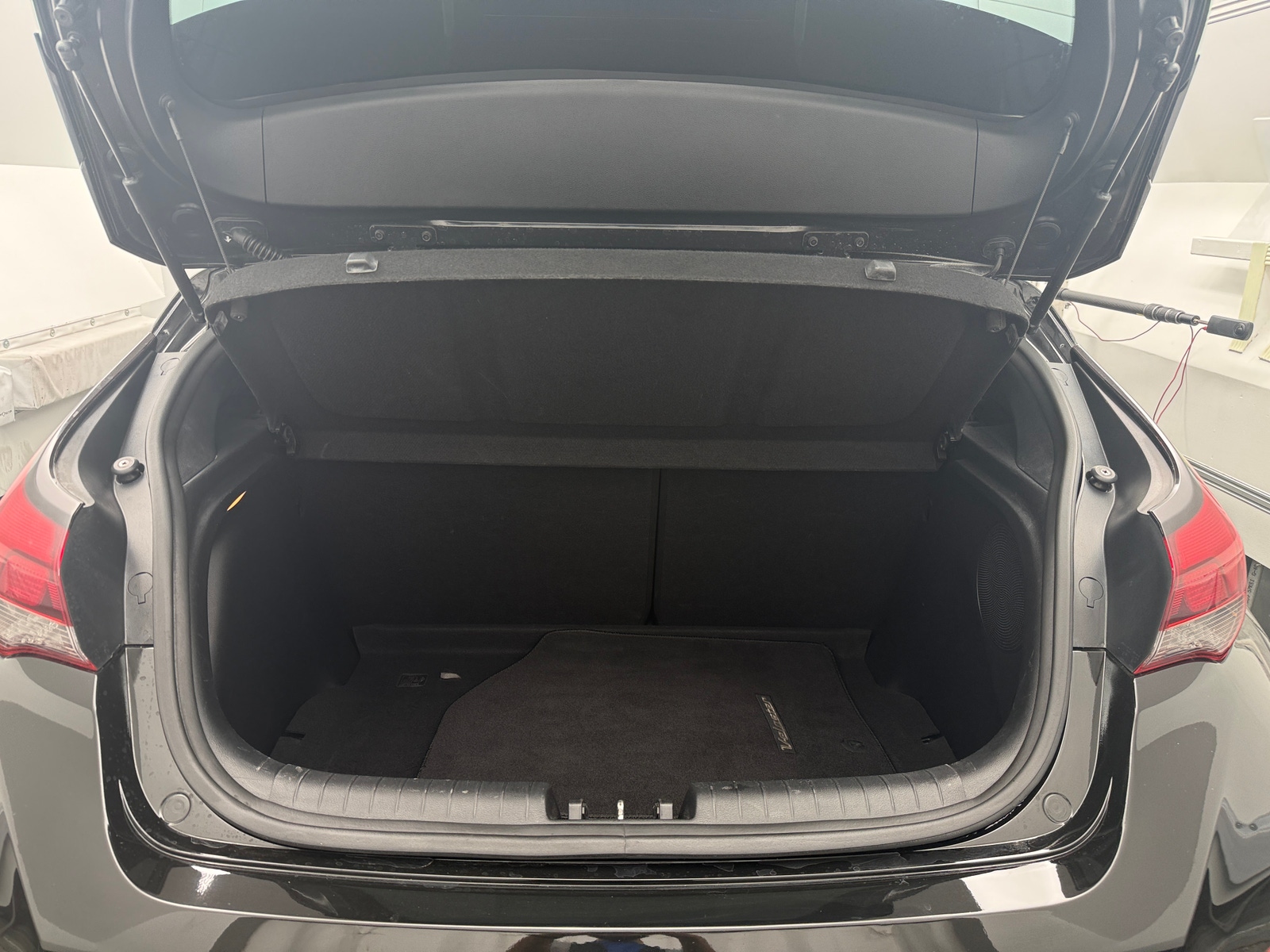 Thumbnail: 2020 Hyundai Veloster - 7