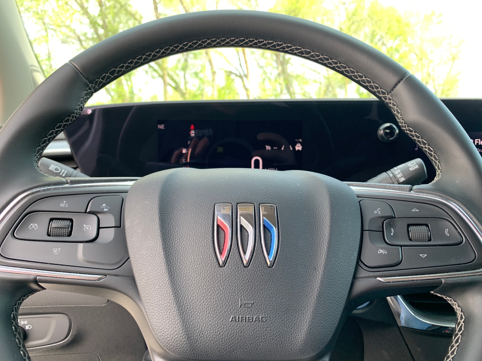 Thumbnail: 2025 Buick Encore GX - 5