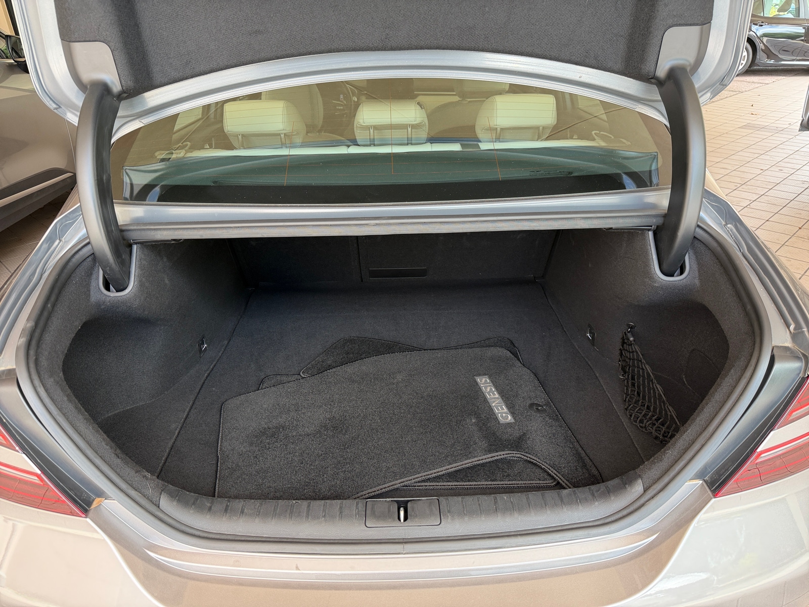 Thumbnail: 2025 Genesis G70 - 4