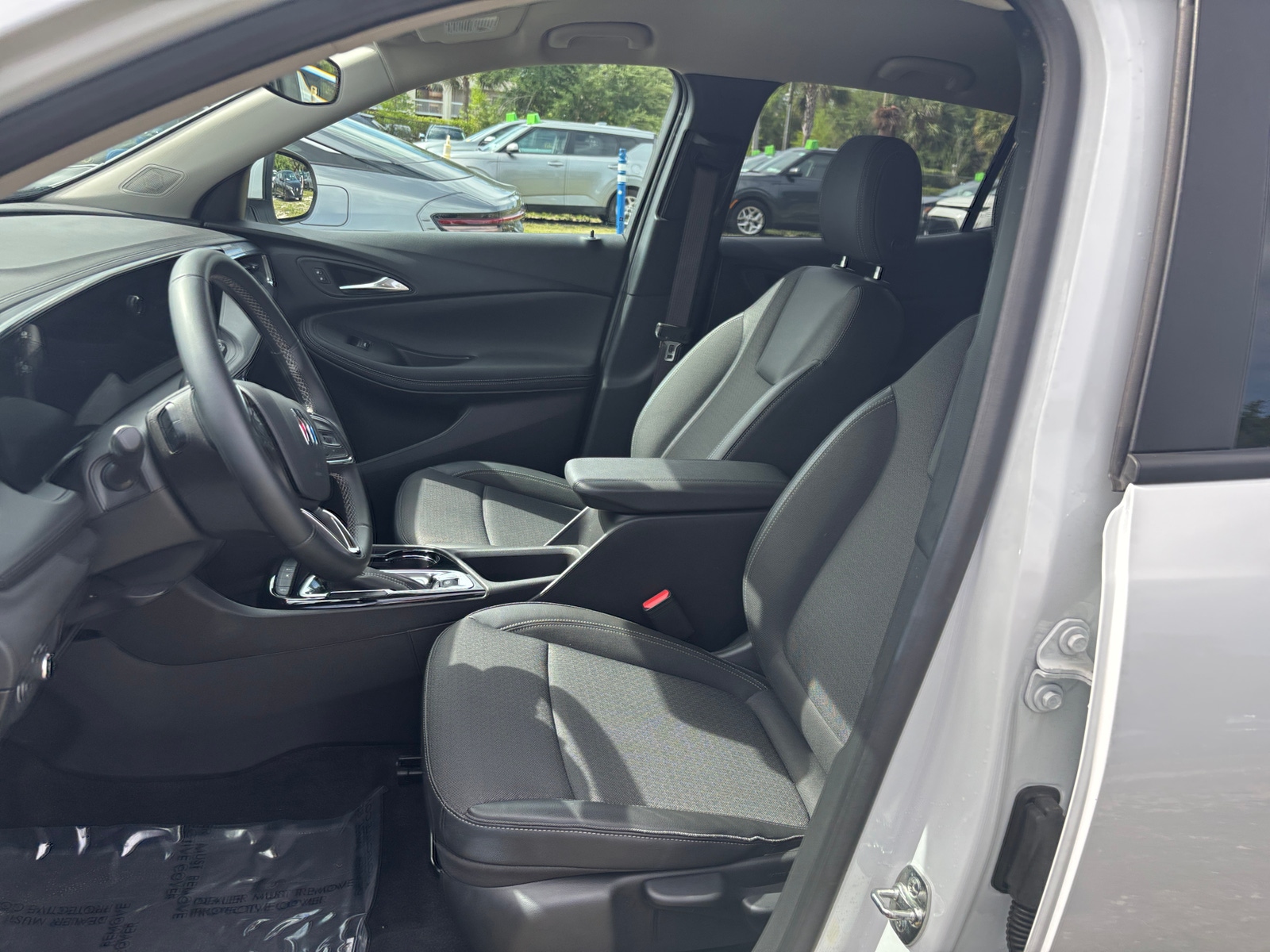 Thumbnail: 2025 Buick Encore GX - 2