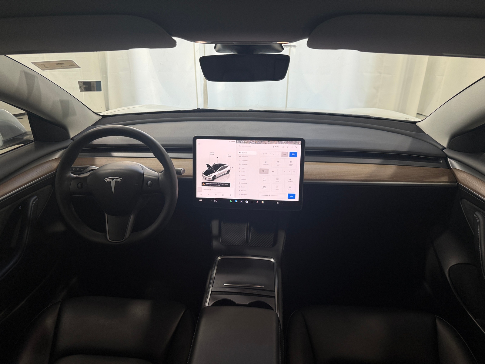 Thumbnail: 2023 Tesla Model 3 - 2