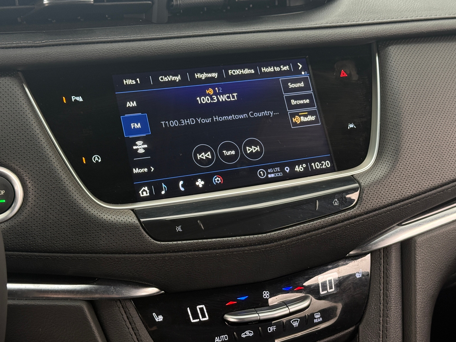 Thumbnail: 2024 Cadillac XT6 - 3