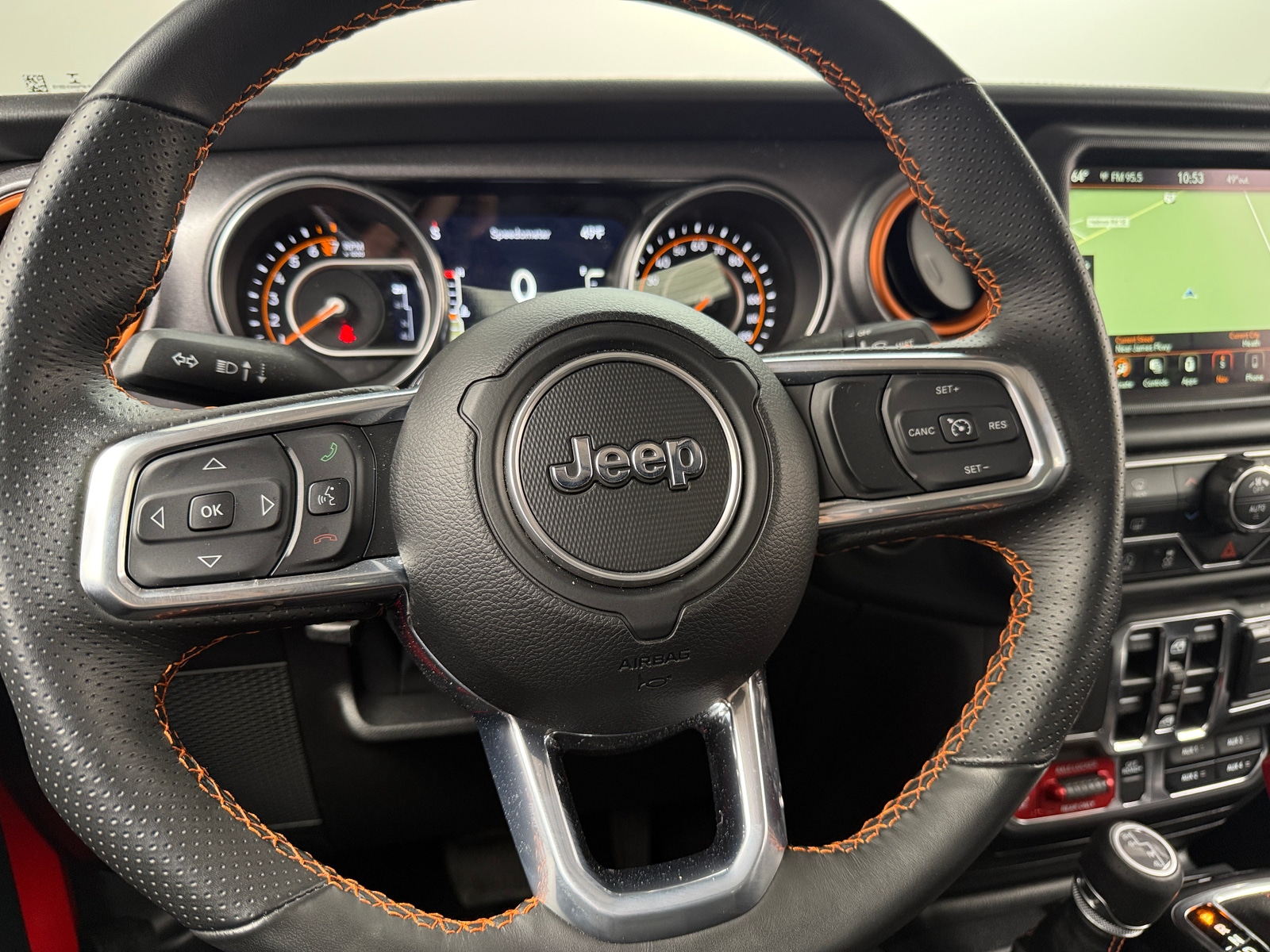 Thumbnail: 2023 Jeep Gladiator - 4