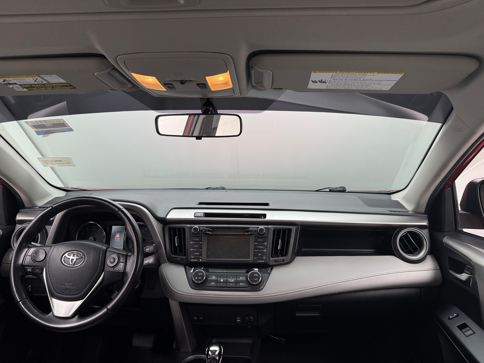 Thumbnail: 2016 Toyota RAV4 - 3