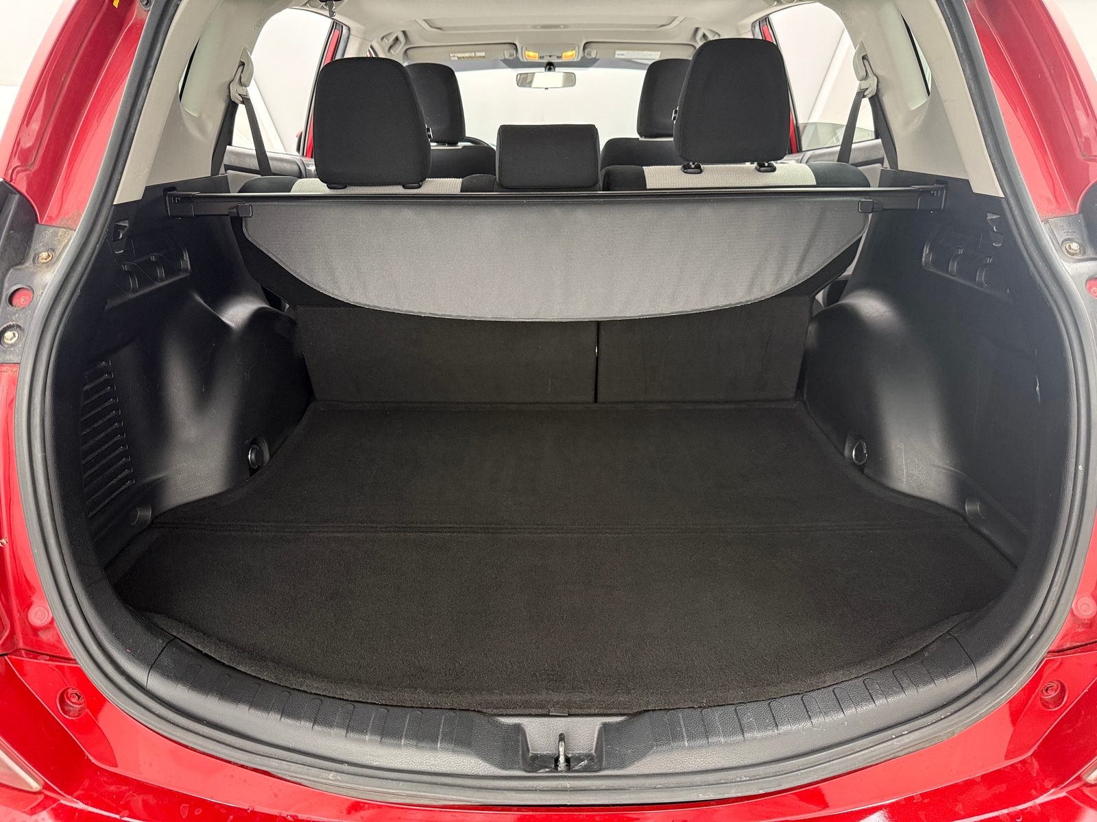 Thumbnail: 2016 Toyota RAV4 - 7