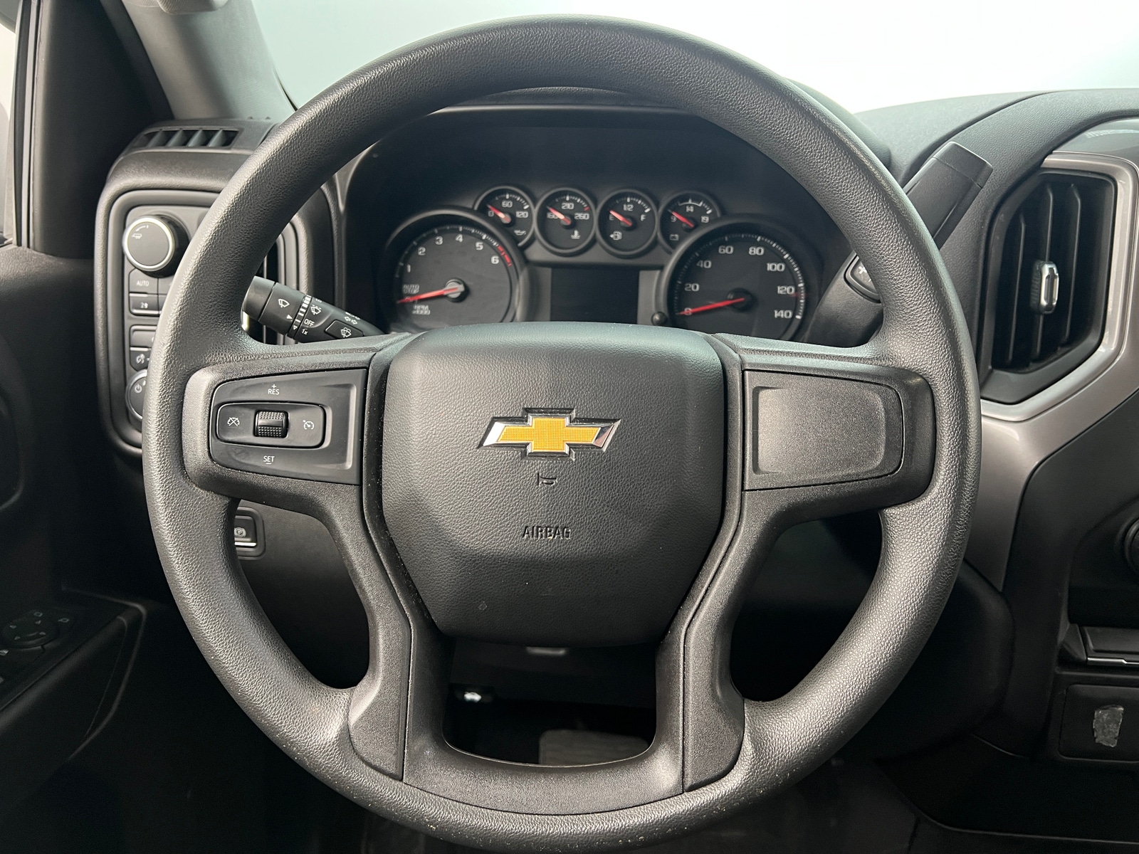 Thumbnail: 2021 Chevrolet Silverado 1500 - 5