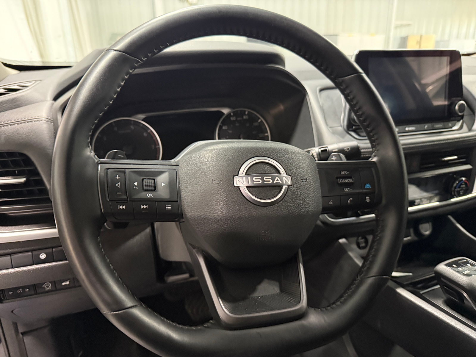 Thumbnail: 2025 Nissan Rogue - 5