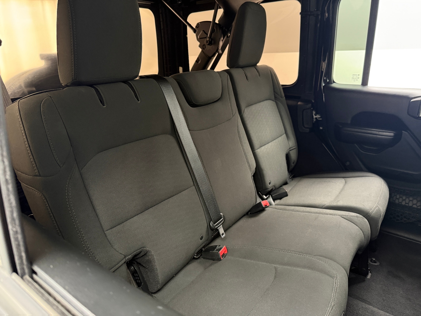 Thumbnail: 2018 Jeep Wrangler - 6