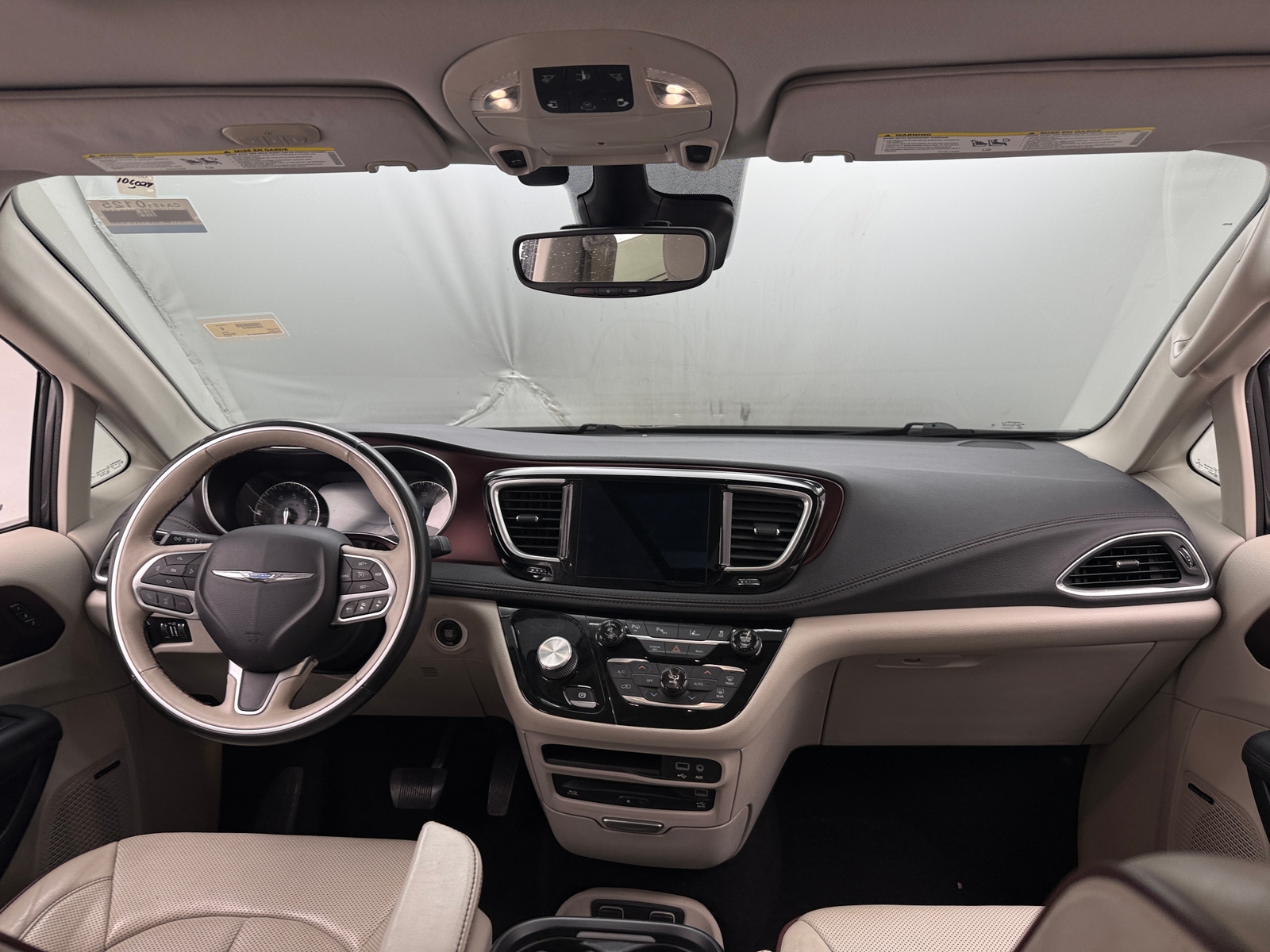 Thumbnail: 2017 Chrysler Pacifica - 2