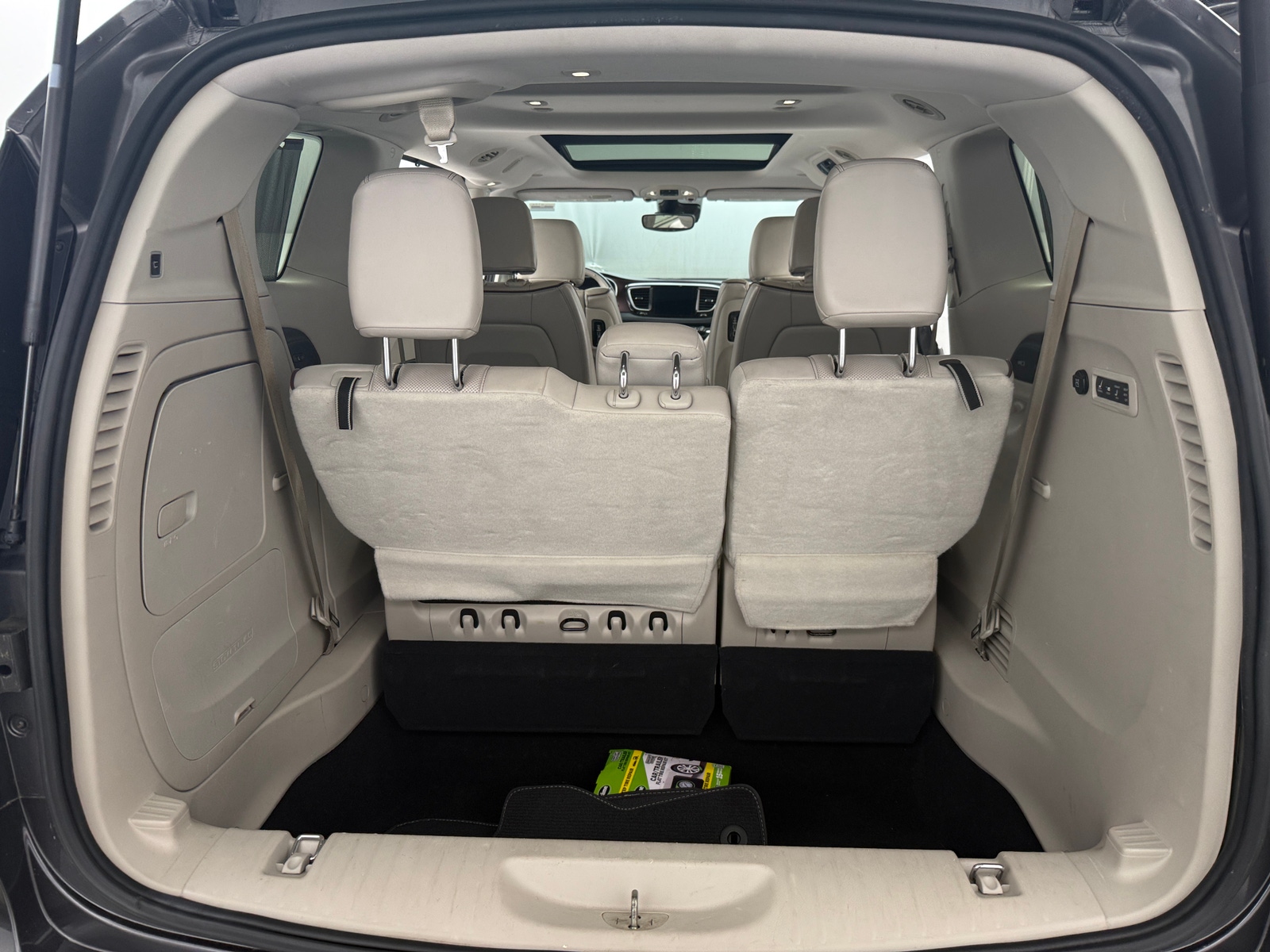 Thumbnail: 2017 Chrysler Pacifica - 6