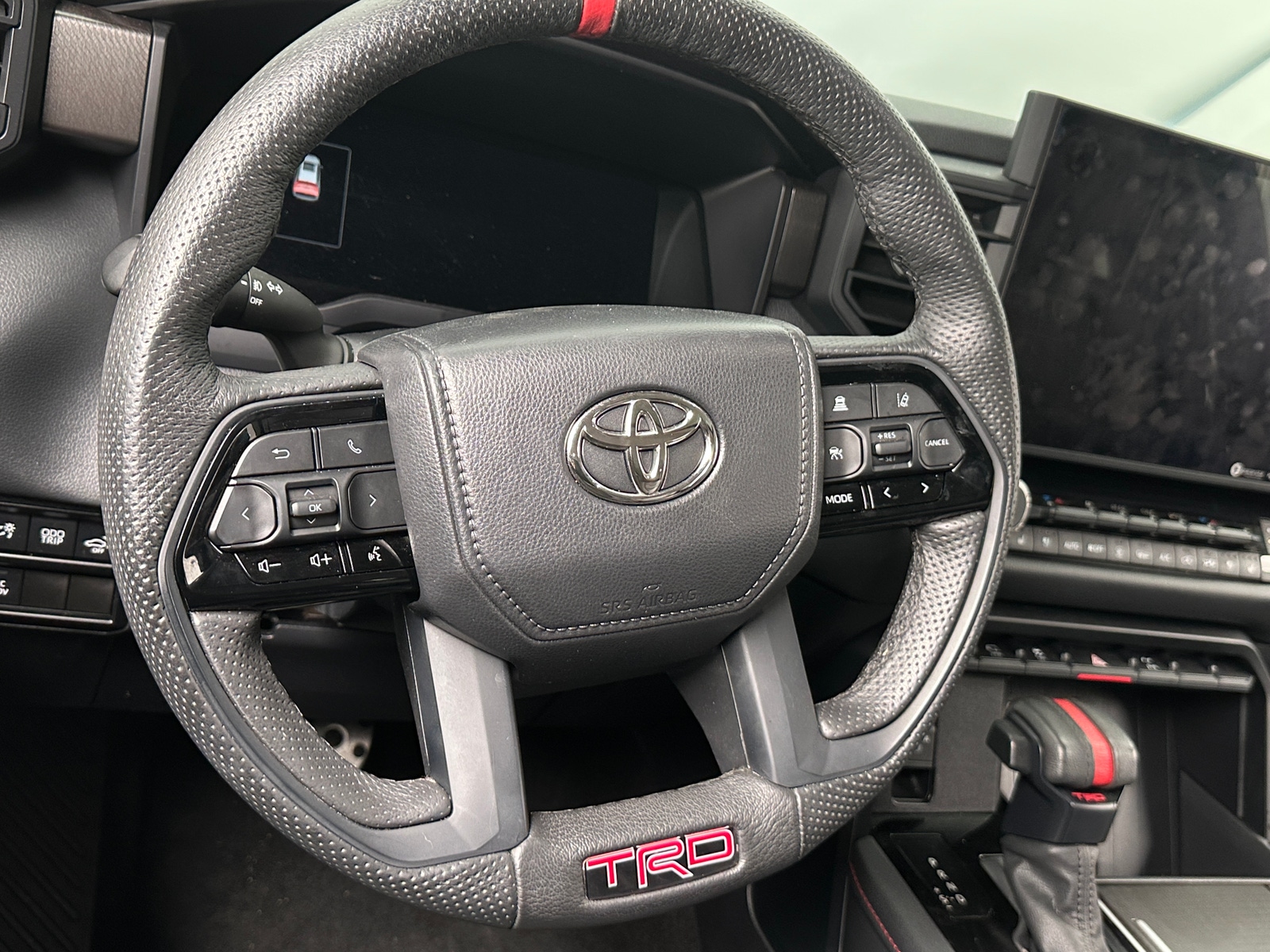 Thumbnail: 2023 Toyota Sequoia - 5