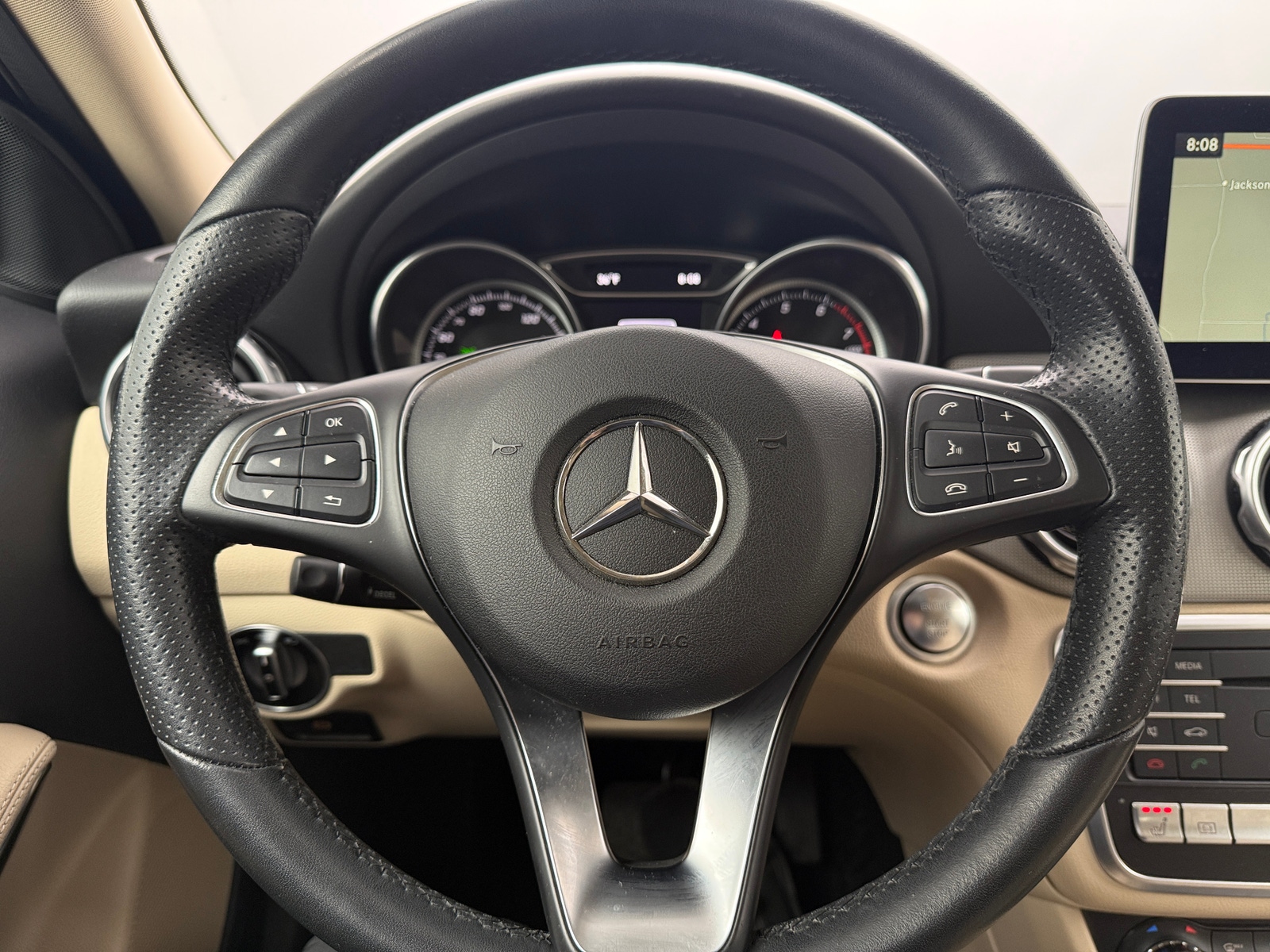 Thumbnail: 2018 Mercedes-Benz GLA - 4