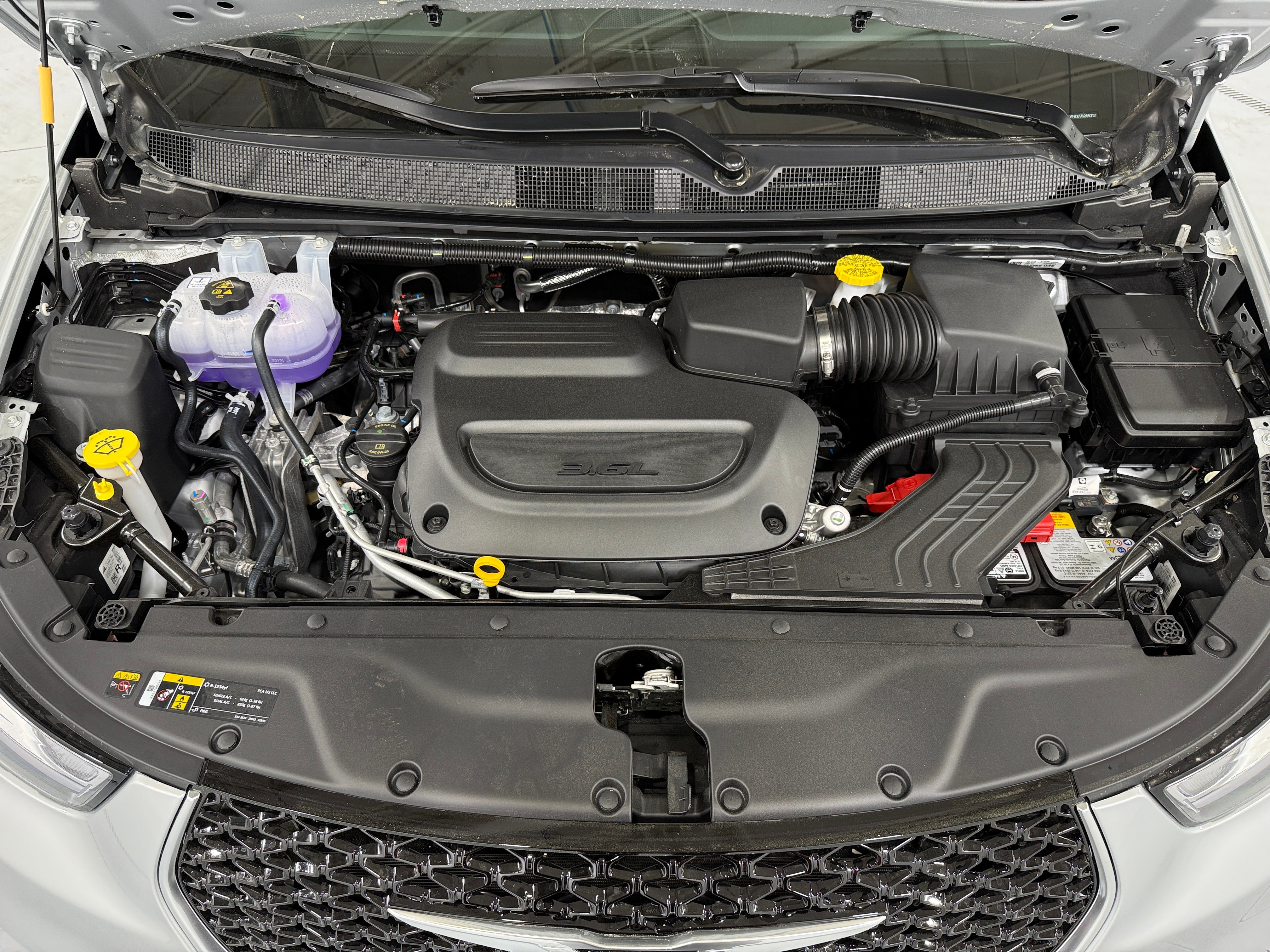 2026 Chrysler Pacifica Pinnacle's photo