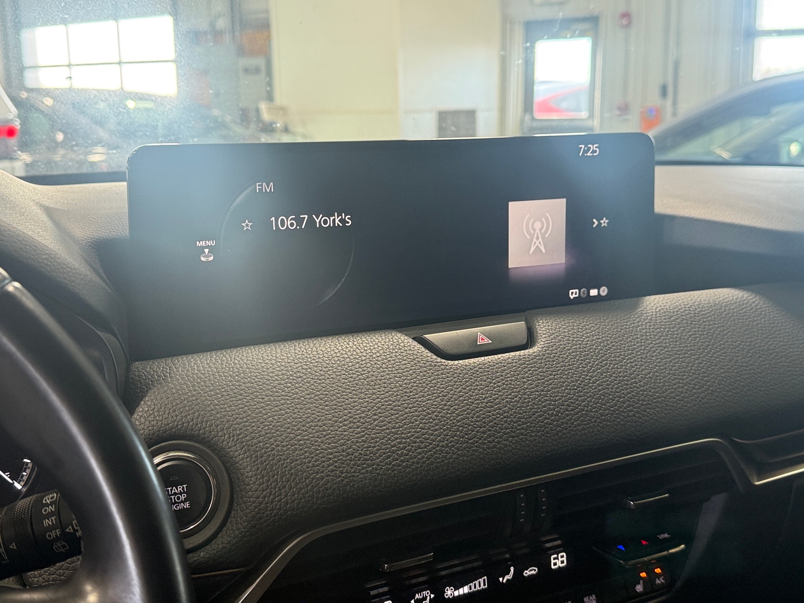 Thumbnail: 2025 Mazda CX-70 - 3