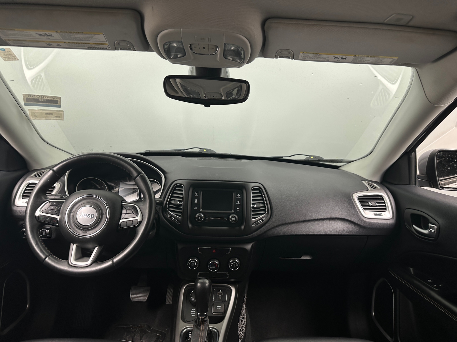 Thumbnail: 2017 Jeep Compass - 3